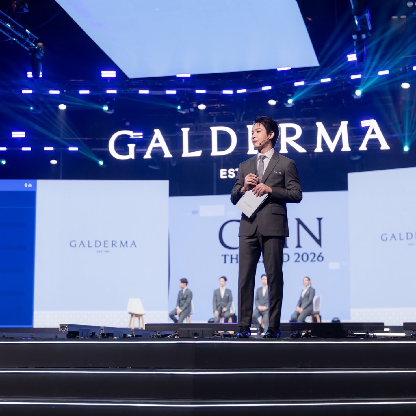 ริท - เรืองฤทธิ์ ศิริพานิช