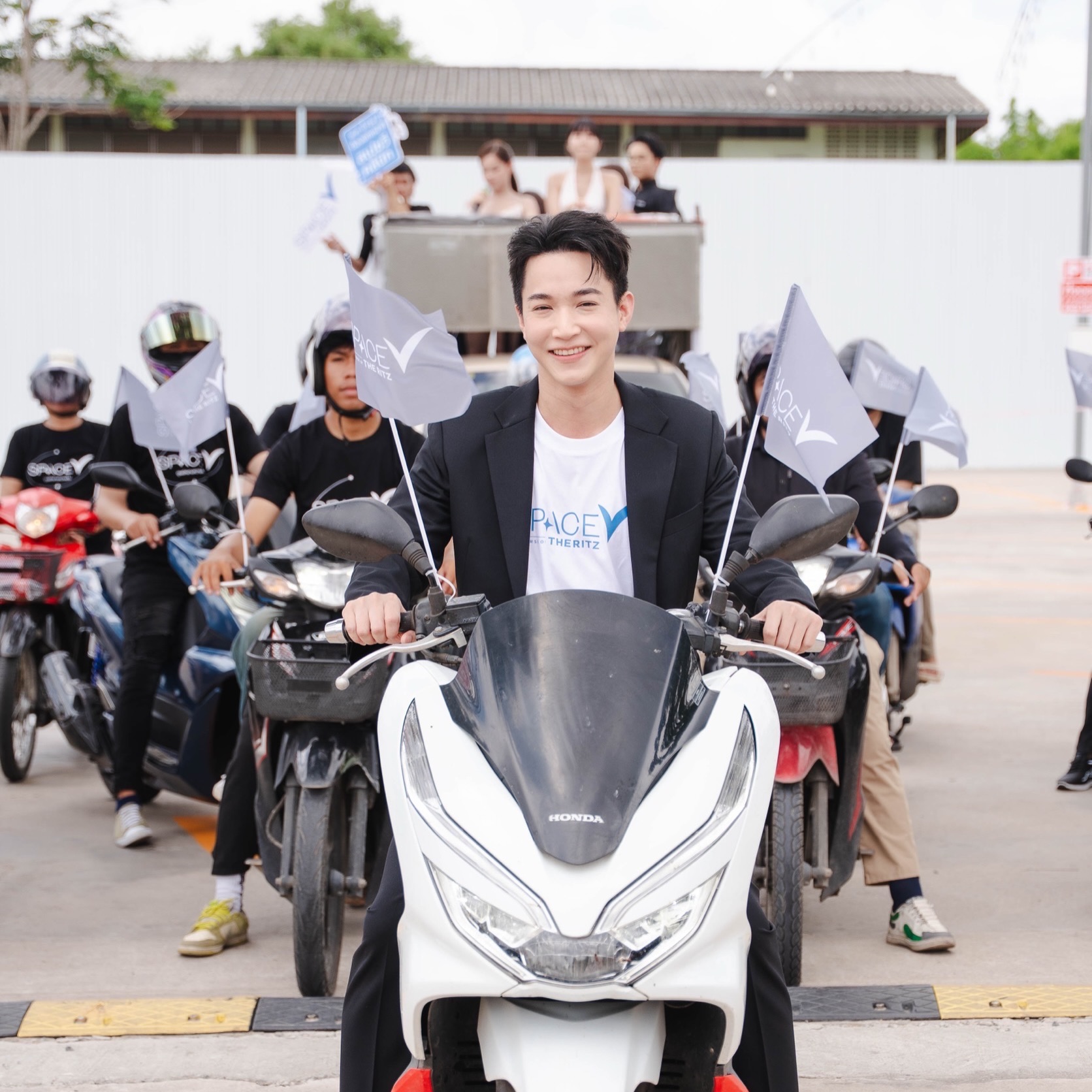 ริท - เรืองฤทธิ์ ศิริพานิช
