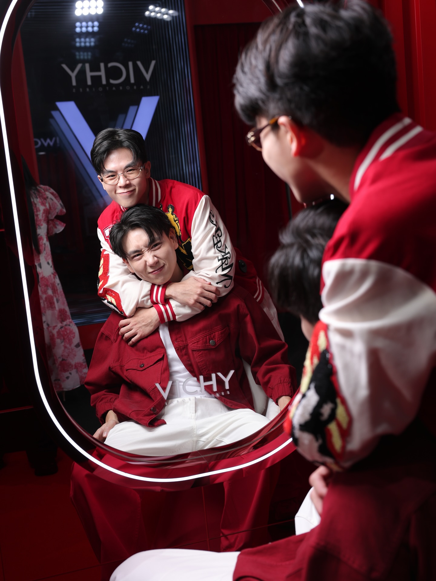 กัง - กันต์พงษ์ กุลธนาเรืองนนท์