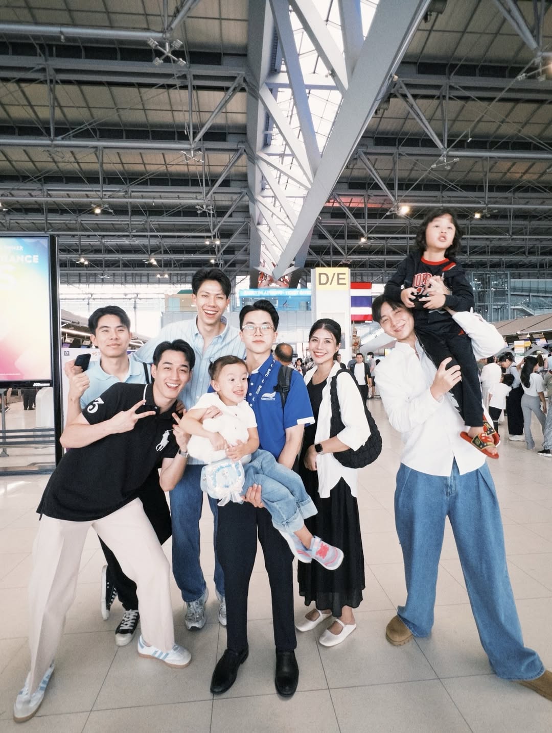 กัง - กันต์พงษ์ กุลธนาเรืองนนท์