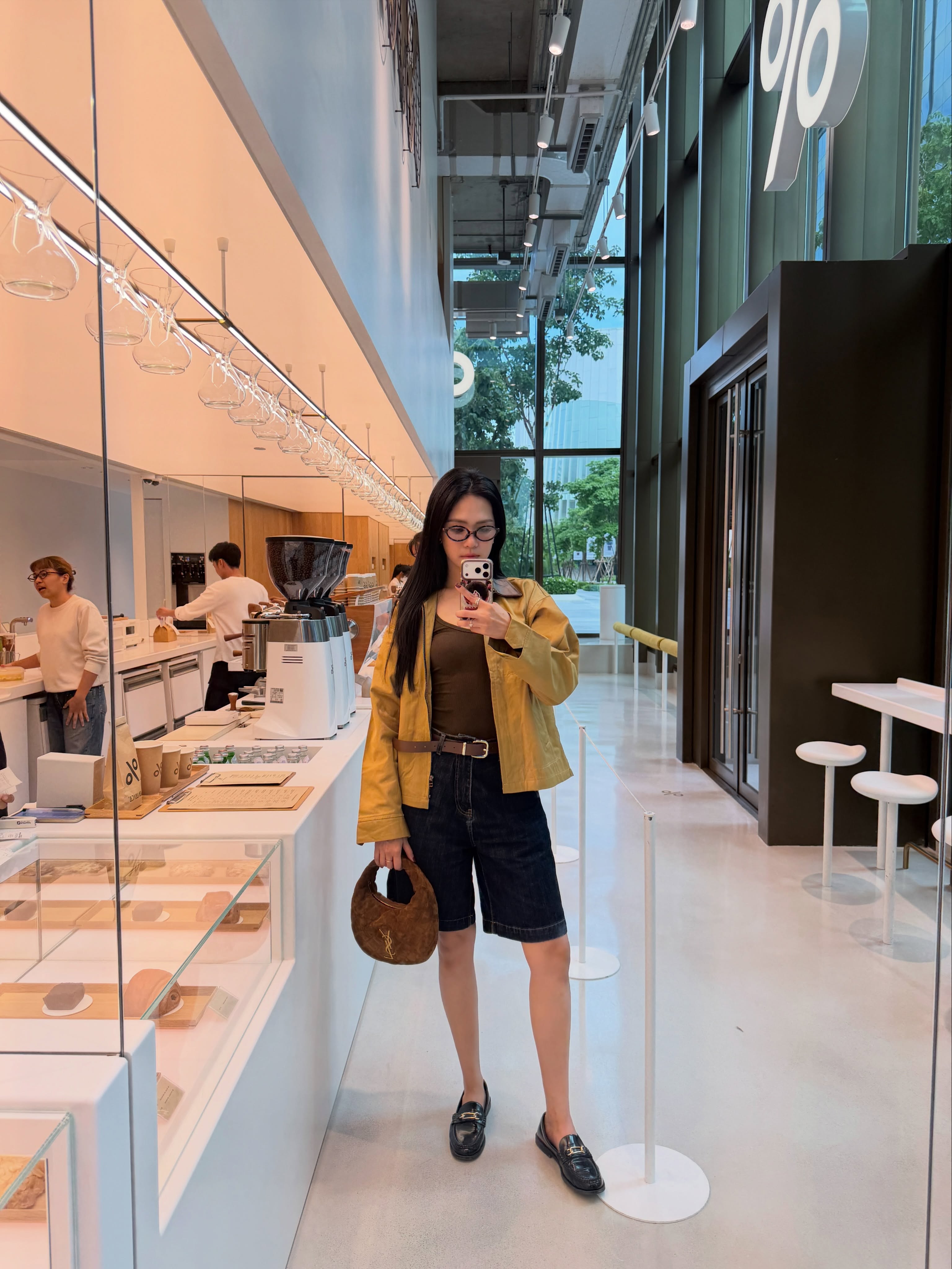 บิ๊นท์ - สิรีธร ลีห์อร่ามวัฒน์