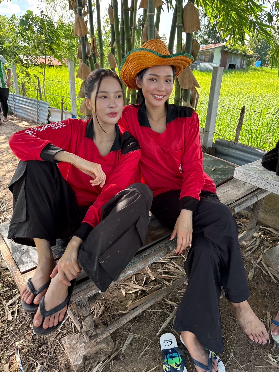 บิ๊นท์ - สิรีธร ลีห์อร่ามวัฒน์