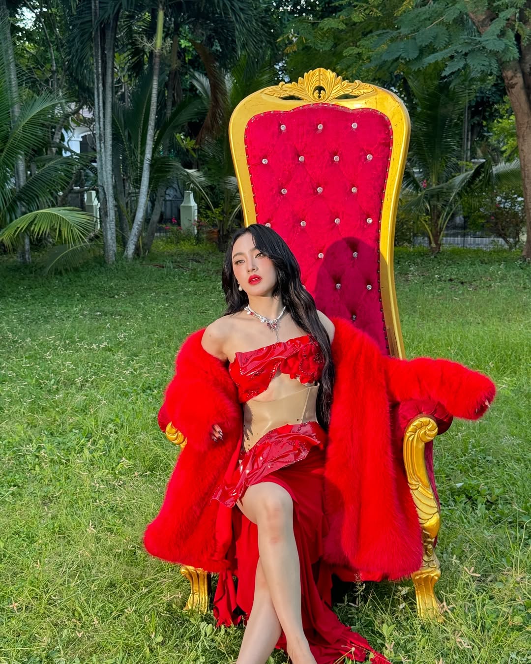พั้นช์ - ทิพานัน นิลสยาม