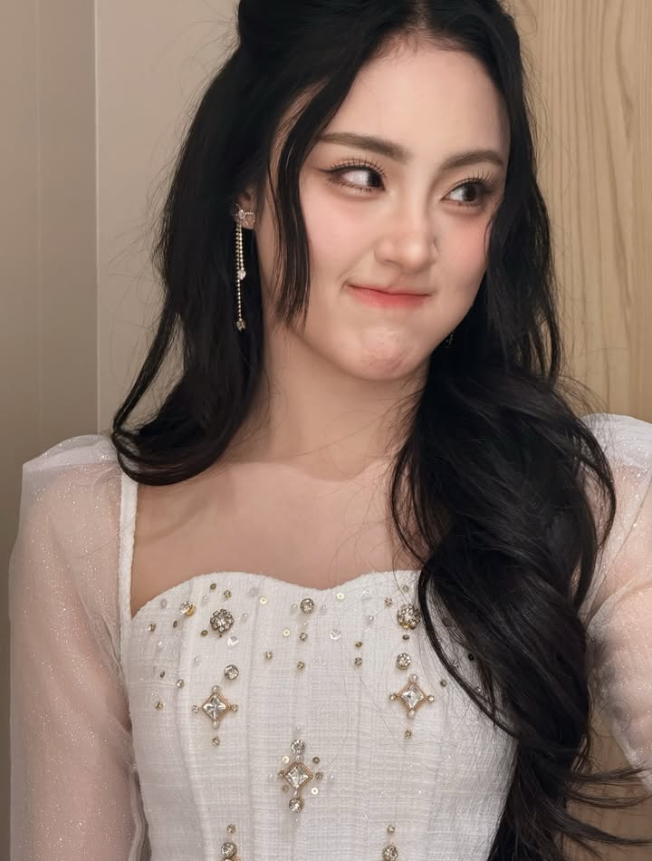 พั้นช์ - ทิพานัน นิลสยาม