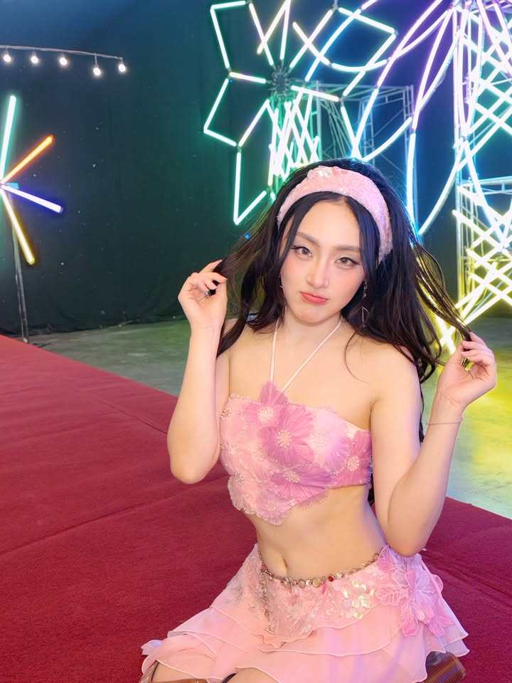 พั้นช์ - ทิพานัน นิลสยาม