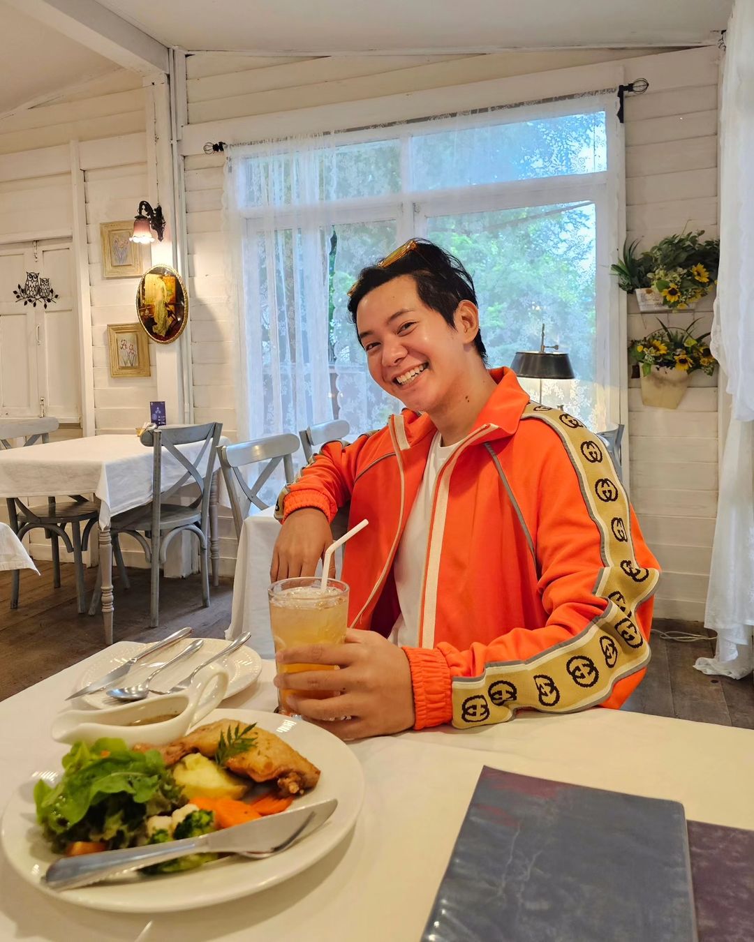 ไอซ์ - ศรัณยู วินัยพานิช