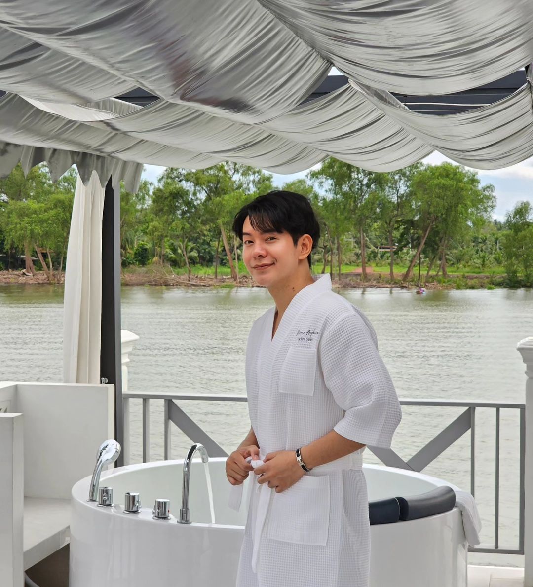 ไอซ์ - ศรัณยู วินัยพานิช
