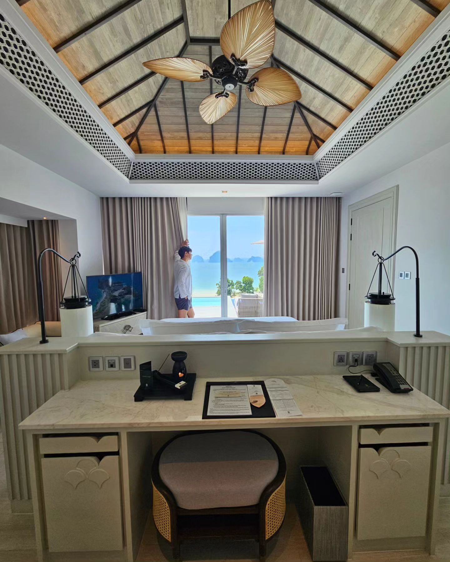 ไอซ์ - ศรัณยู วินัยพานิช