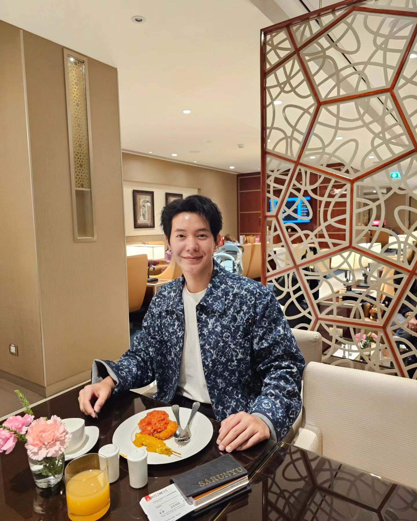 ไอซ์ - ศรัณยู วินัยพานิช