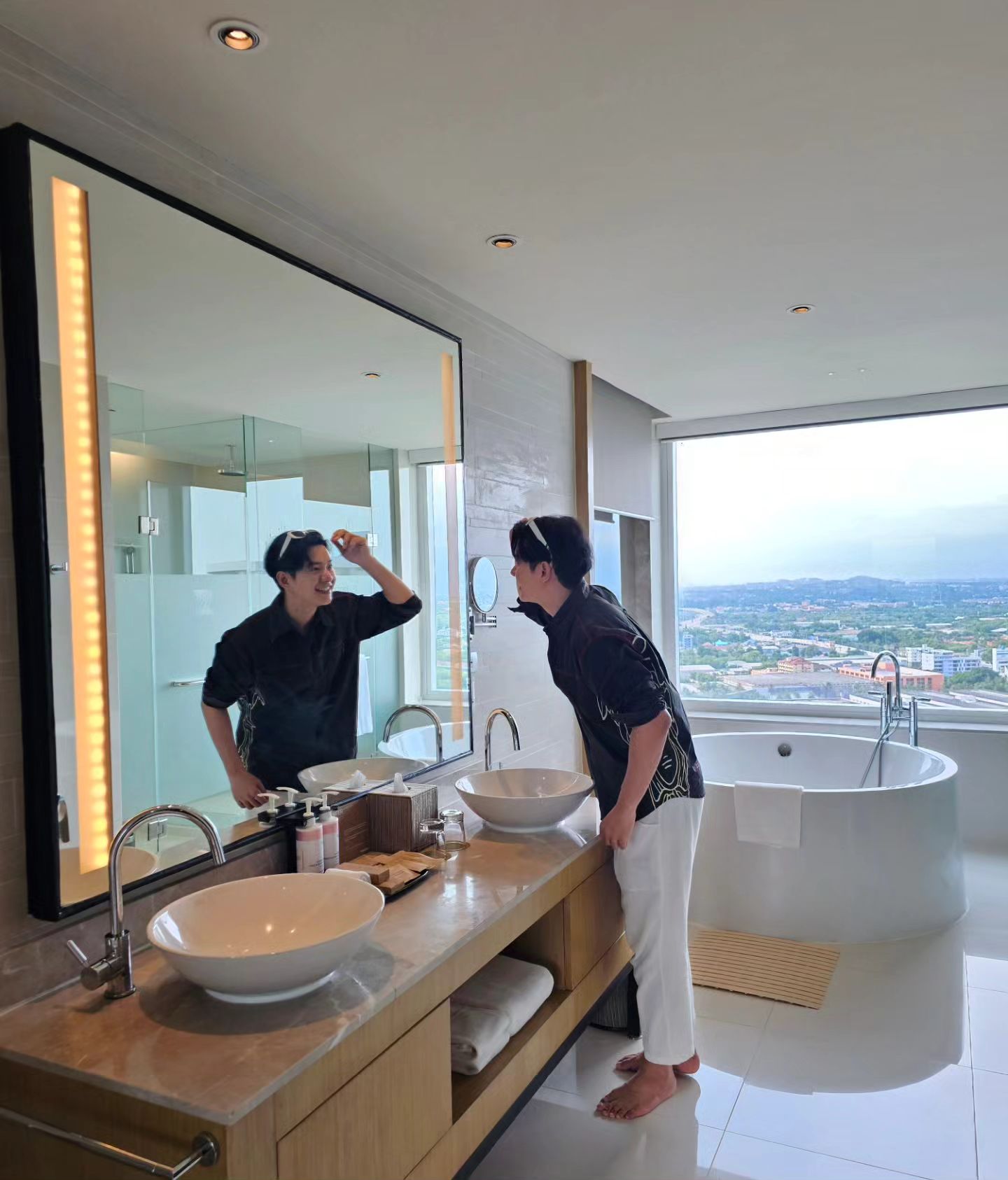 ไอซ์ - ศรัณยู วินัยพานิช