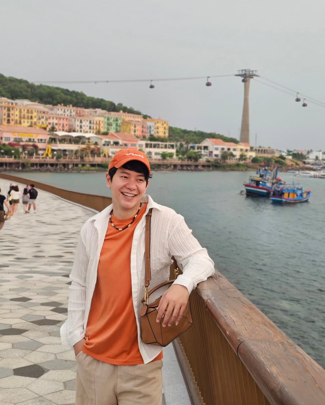ไอซ์ - ศรัณยู วินัยพานิช