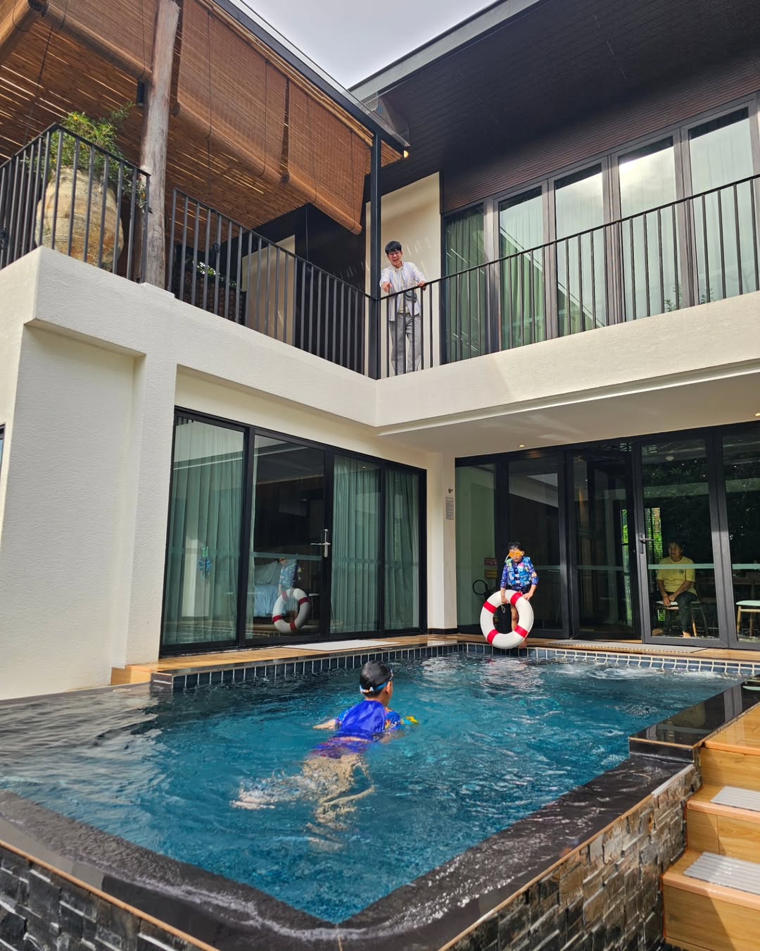 ไอซ์ - ศรัณยู วินัยพานิช