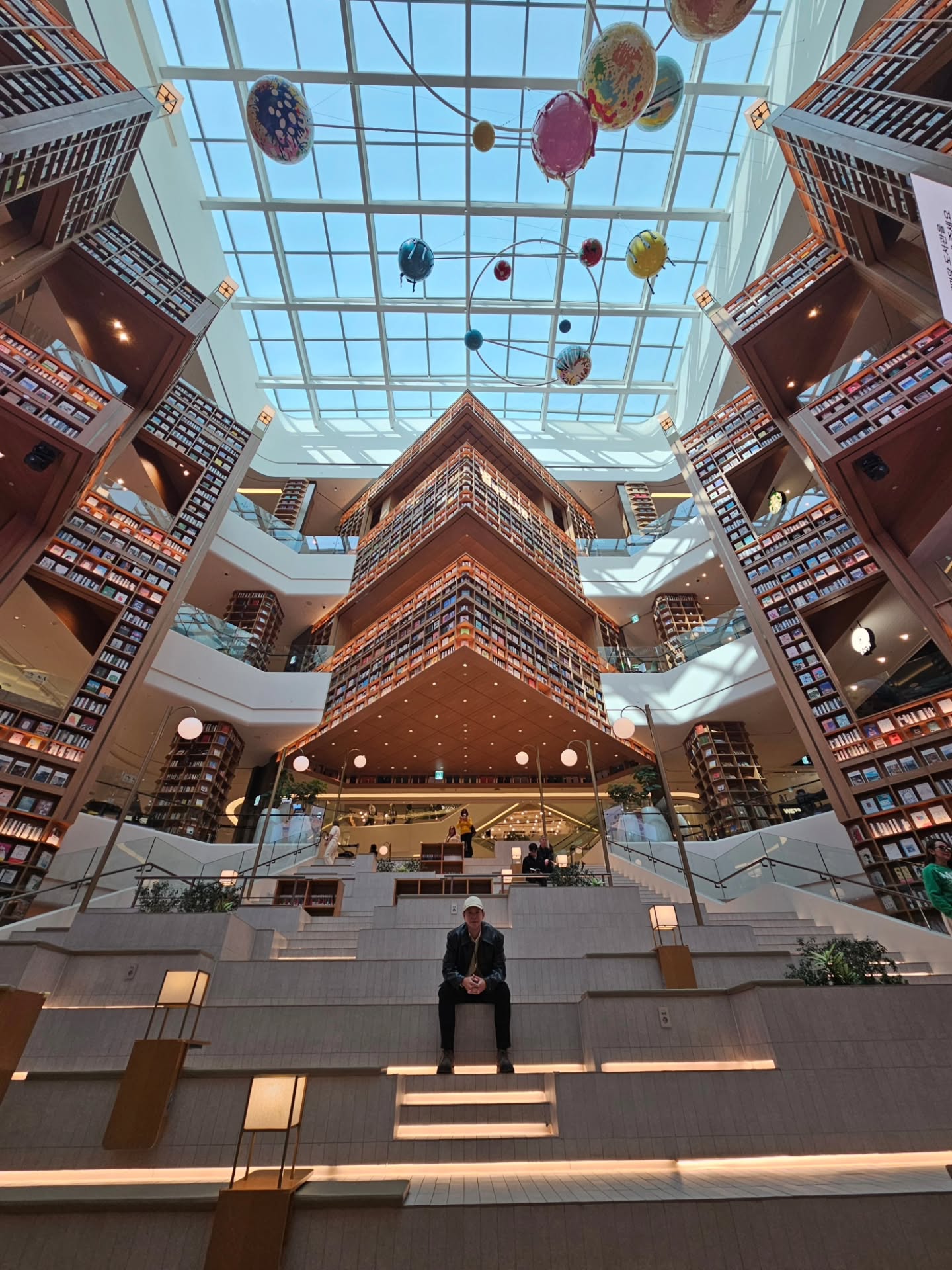 ไอซ์ - ศรัณยู วินัยพานิช