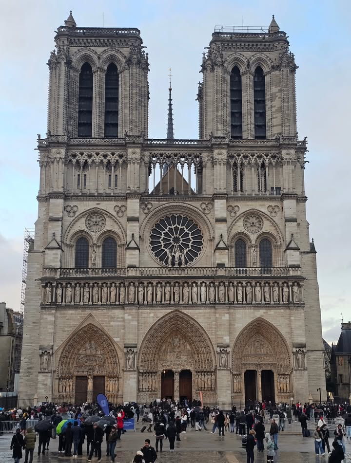 ไอซ์ - ศรัณยู วินัยพานิช