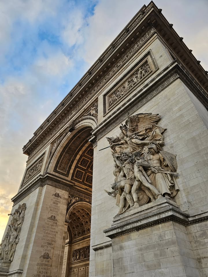 ไอซ์ - ศรัณยู วินัยพานิช