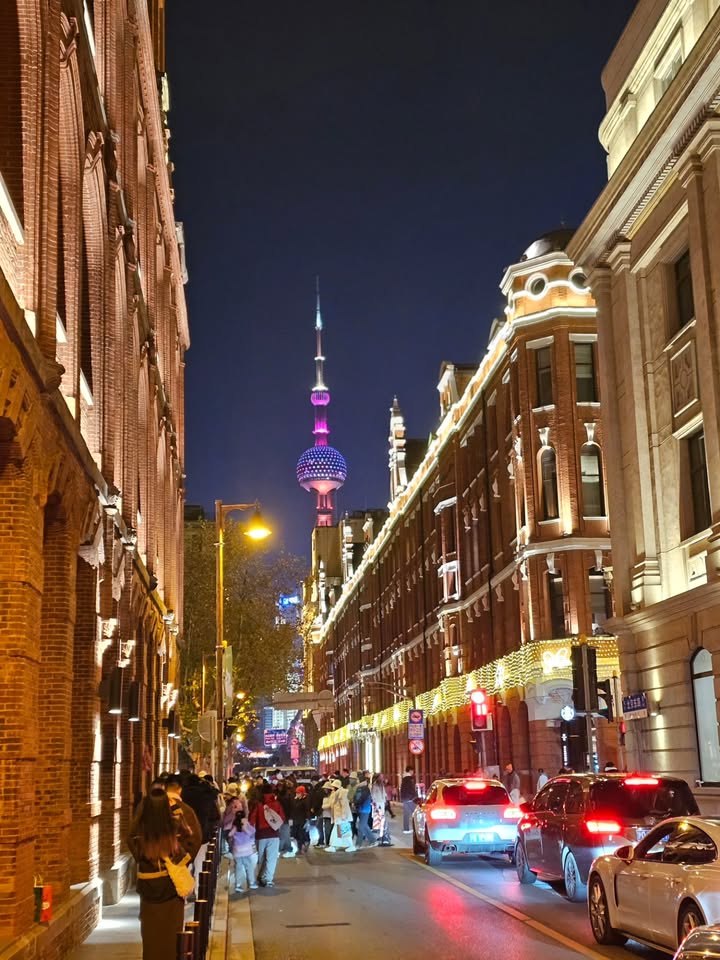 ไอซ์ - ศรัณยู วินัยพานิช