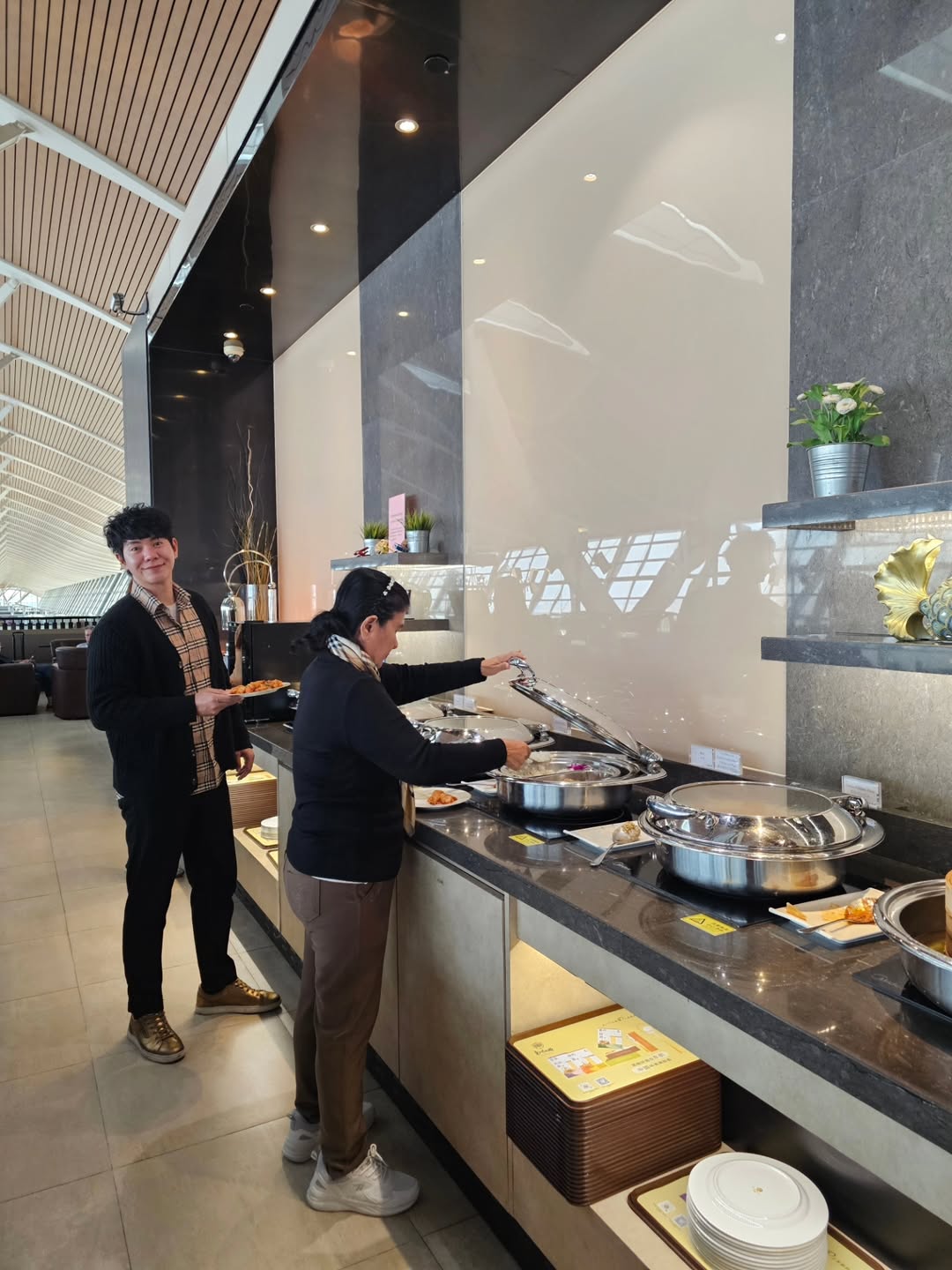 ไอซ์ - ศรัณยู วินัยพานิช