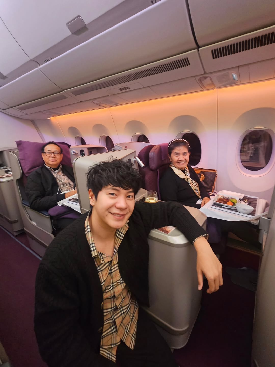 ไอซ์ - ศรัณยู วินัยพานิช