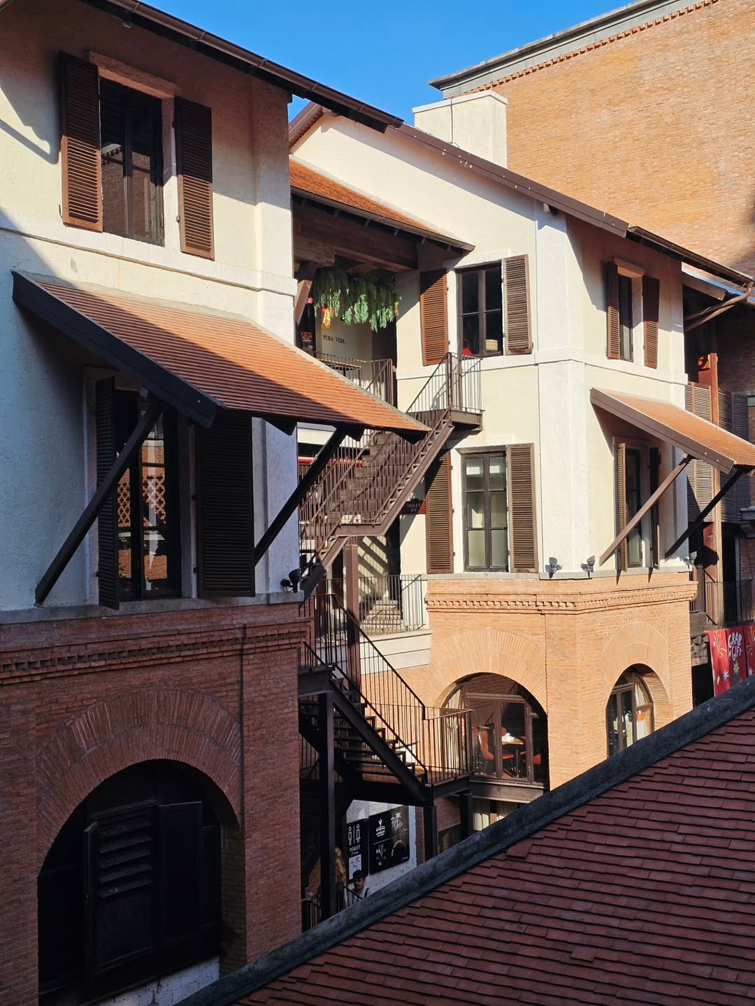 ไอซ์ - ศรัณยู วินัยพานิช