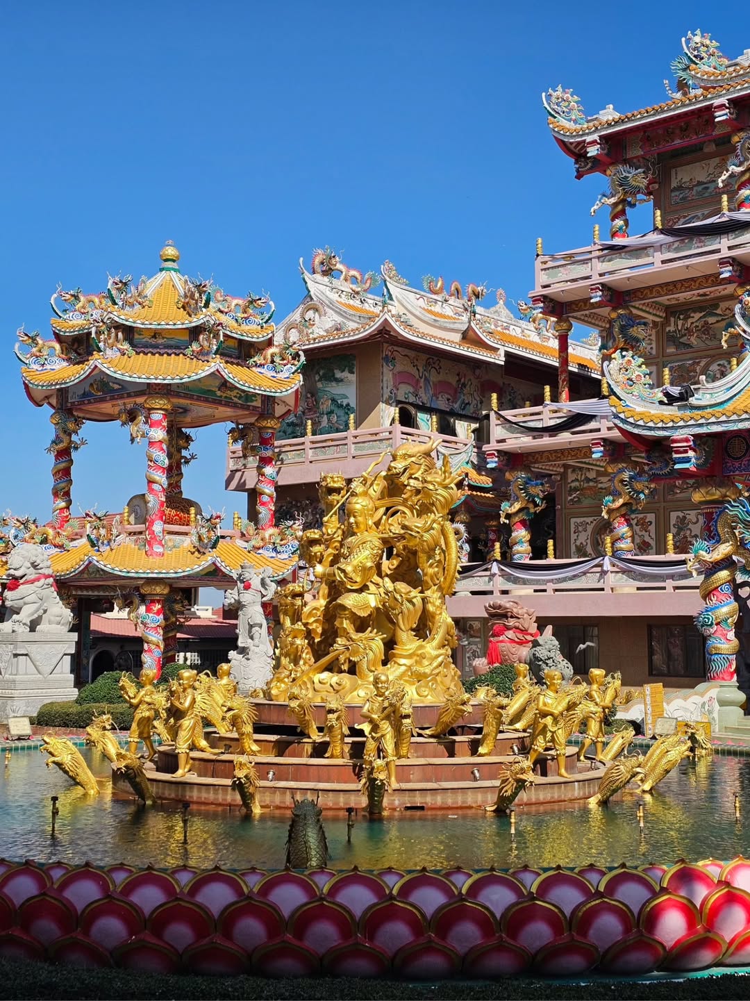 ไอซ์ - ศรัณยู วินัยพานิช