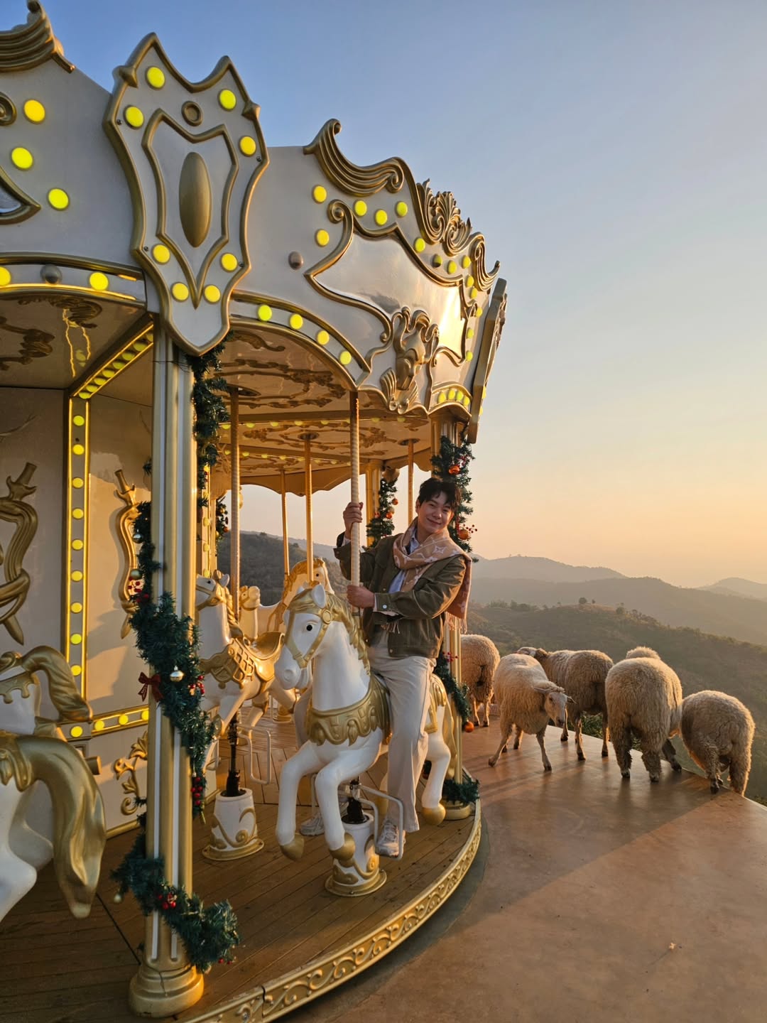 ไอซ์ - ศรัณยู วินัยพานิช