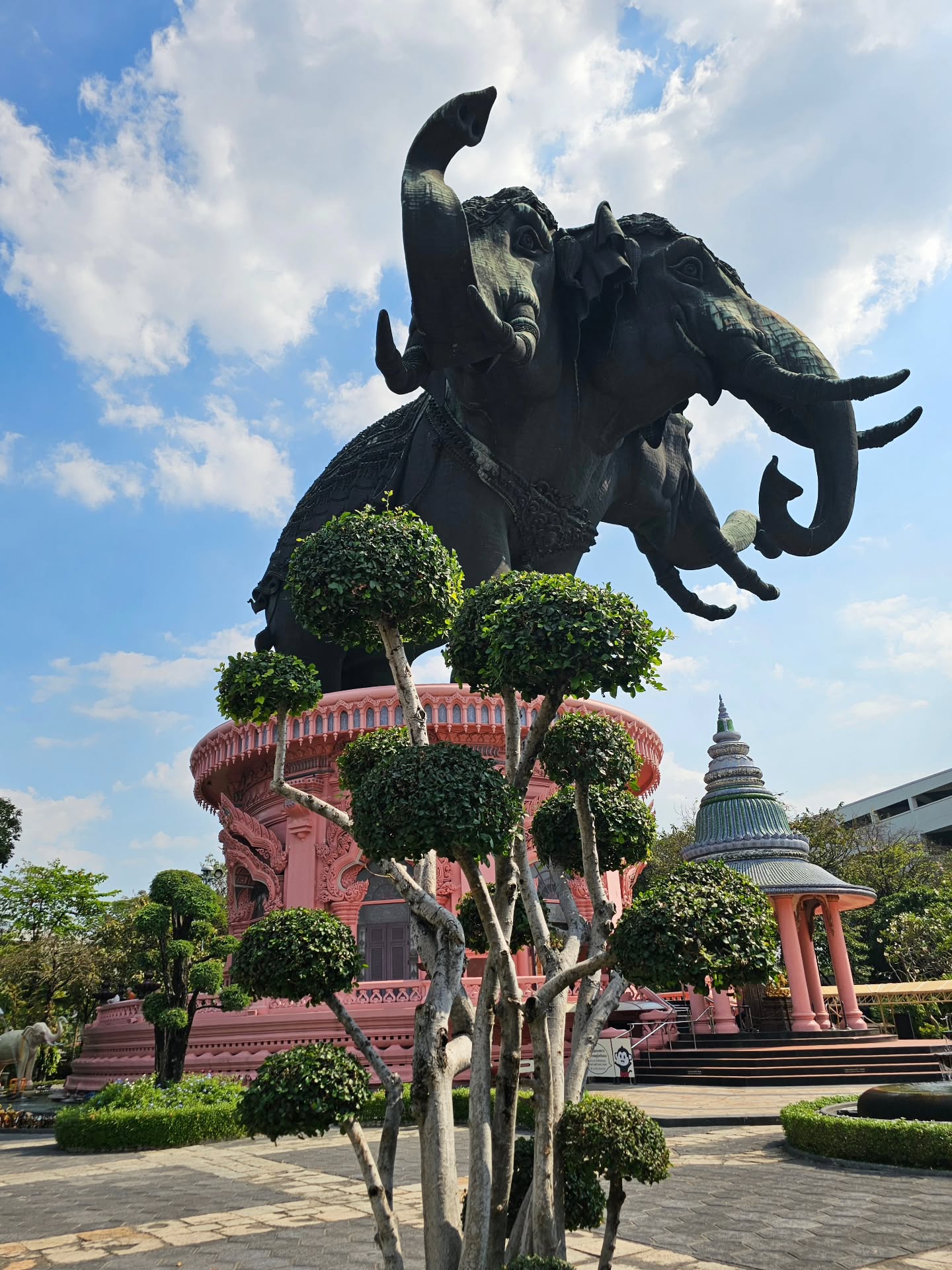 ไอซ์ - ศรัณยู วินัยพานิช