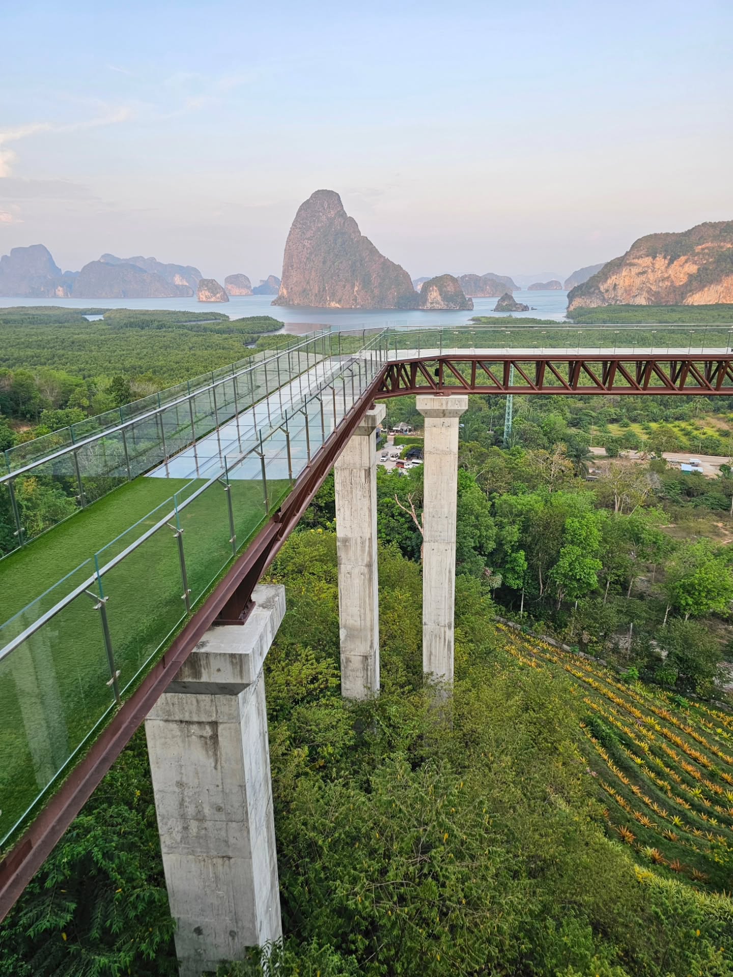 ไอซ์ - ศรัณยู วินัยพานิช