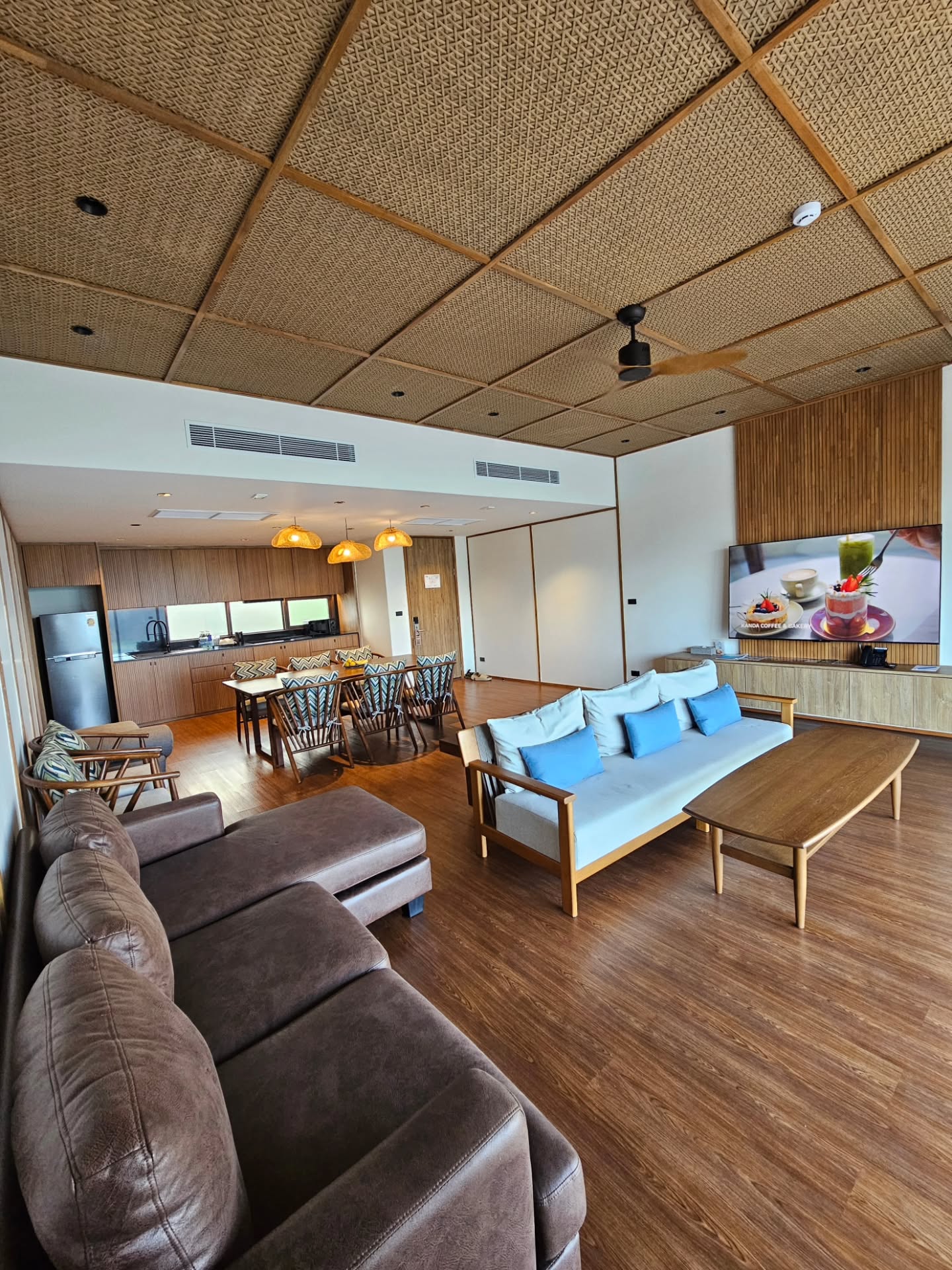 ไอซ์ - ศรัณยู วินัยพานิช