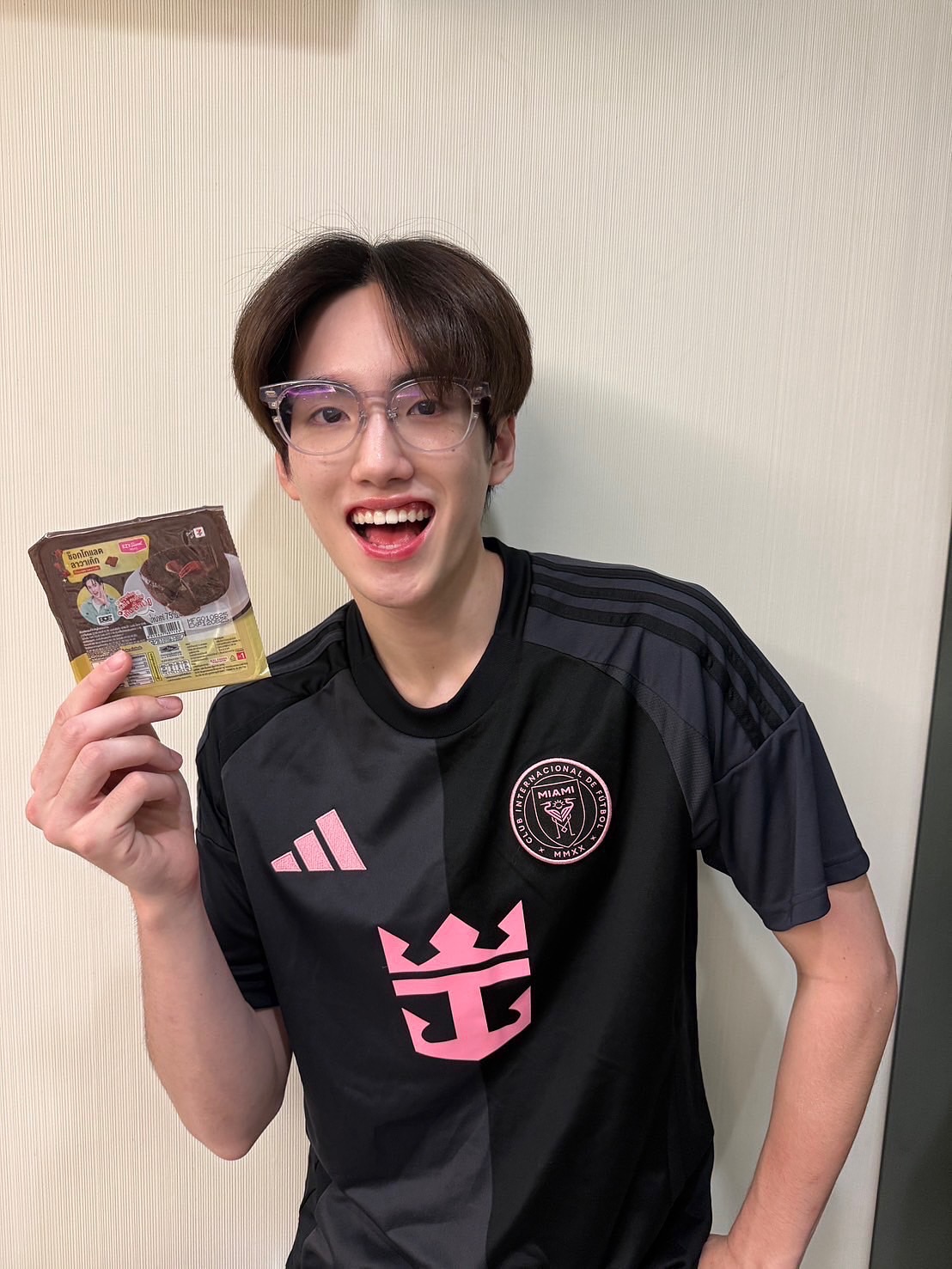 ภู - ธัชชัย ลิ้มปัญญากุล