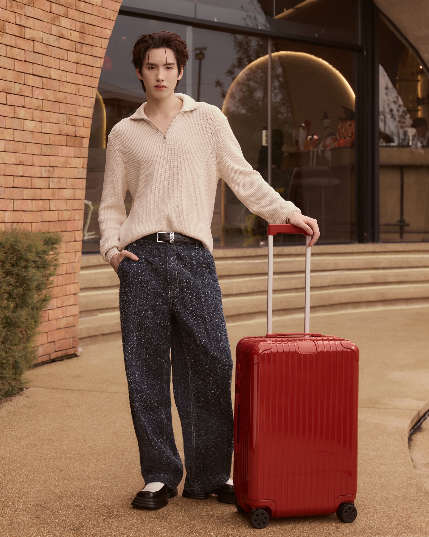 ภู - ธัชชัย ลิ้มปัญญากุล