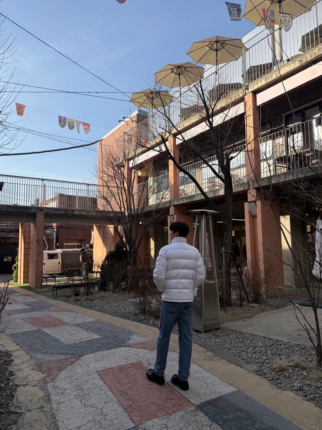 ภู - ธัชชัย ลิ้มปัญญากุล