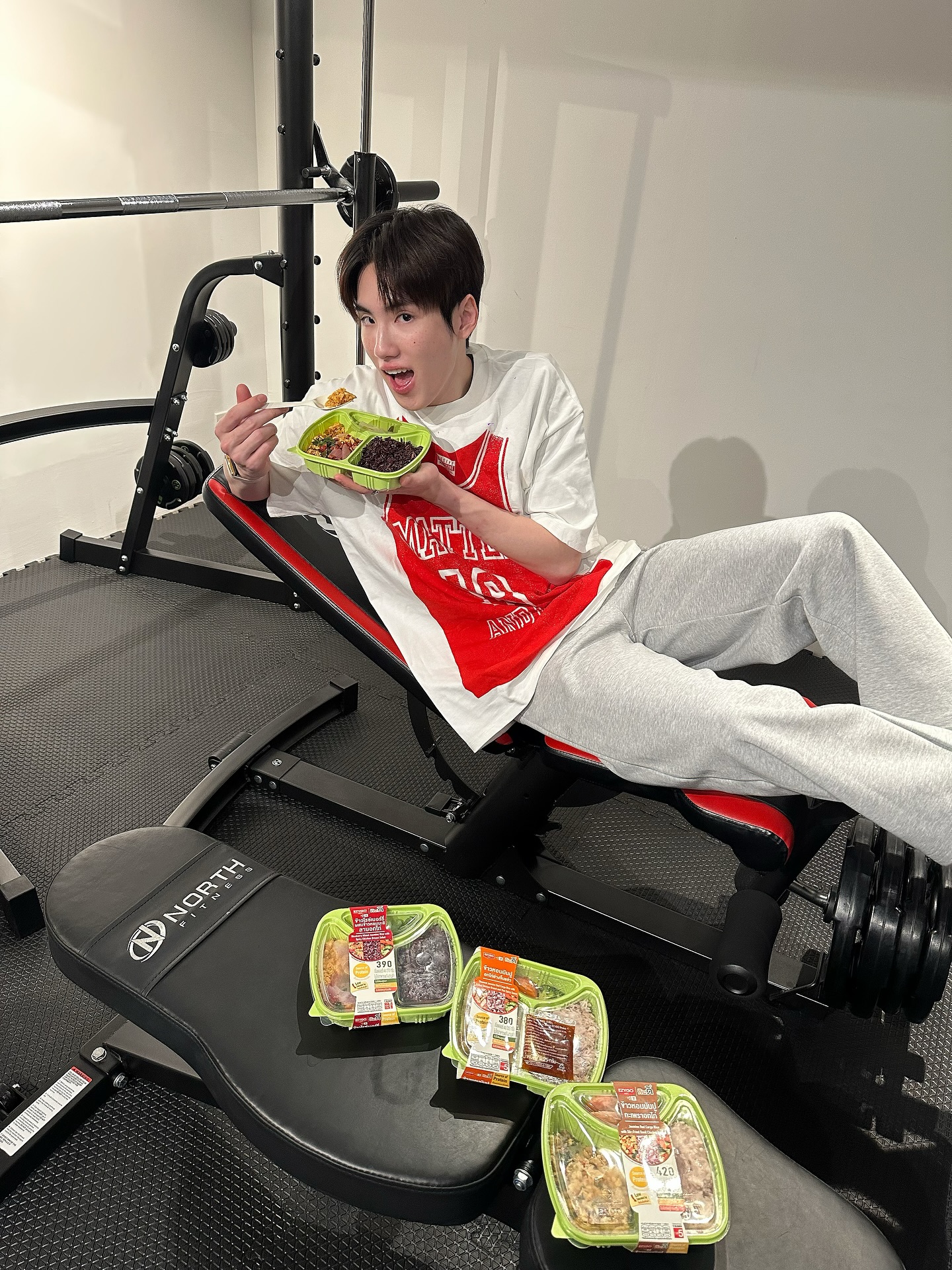 ภู - ธัชชัย ลิ้มปัญญากุล