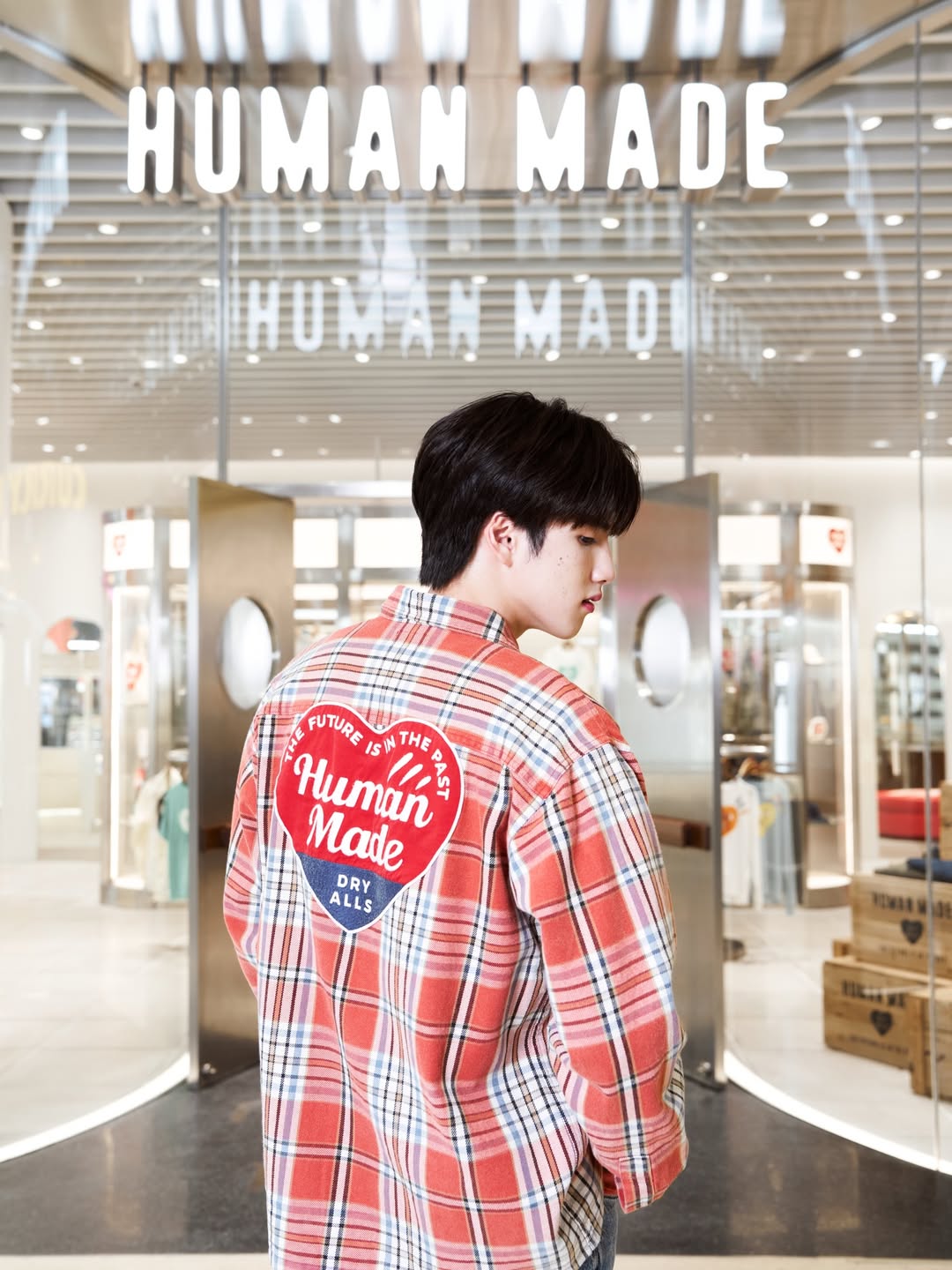 ภู - ธัชชัย ลิ้มปัญญากุล