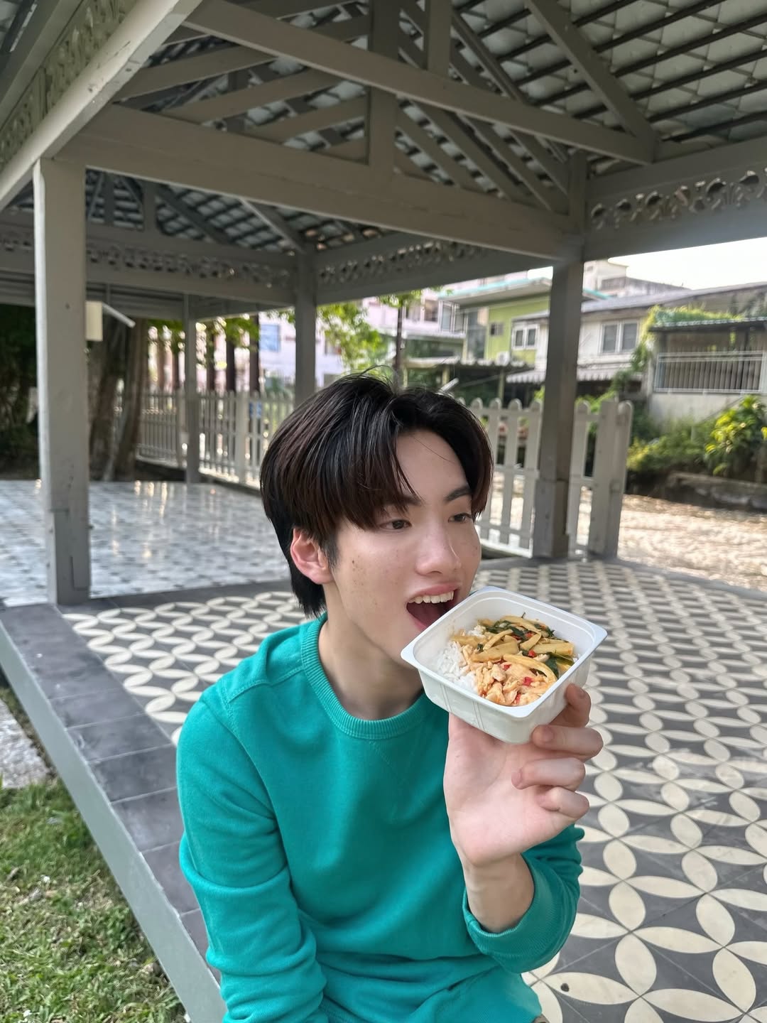 ภู - ธัชชัย ลิ้มปัญญากุล