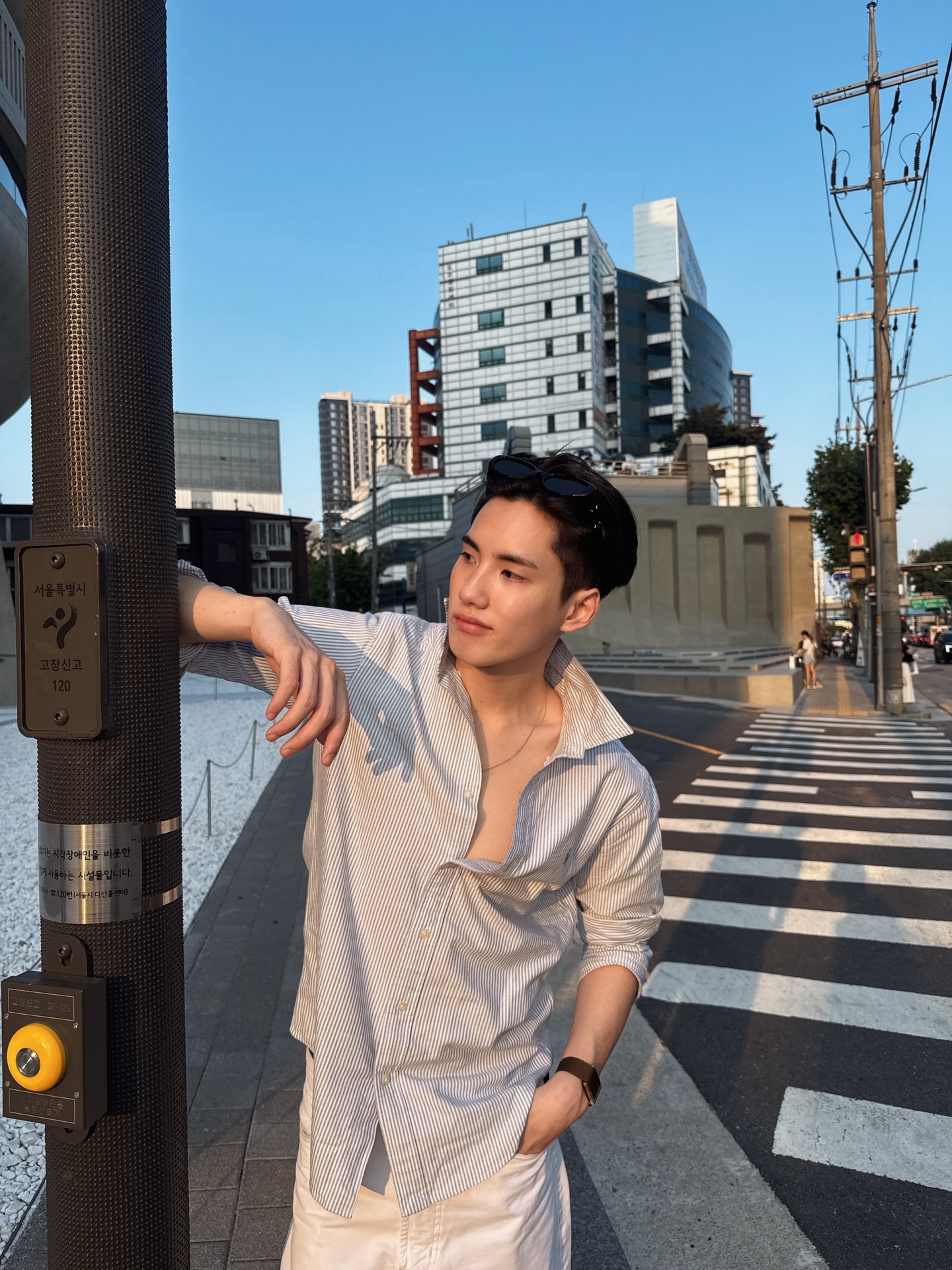 ภู - ธัชชัย ลิ้มปัญญากุล