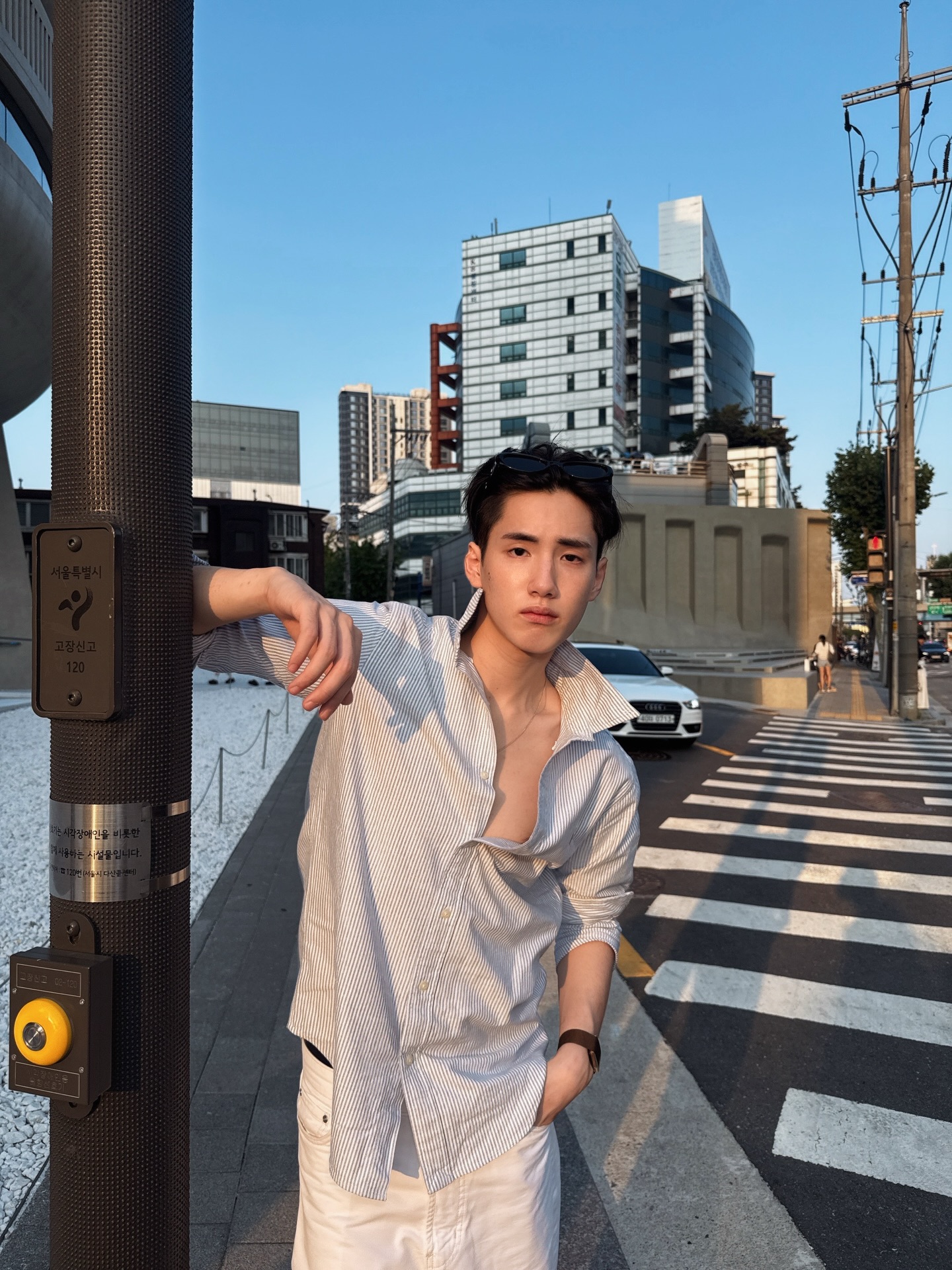 ภู - ธัชชัย ลิ้มปัญญากุล