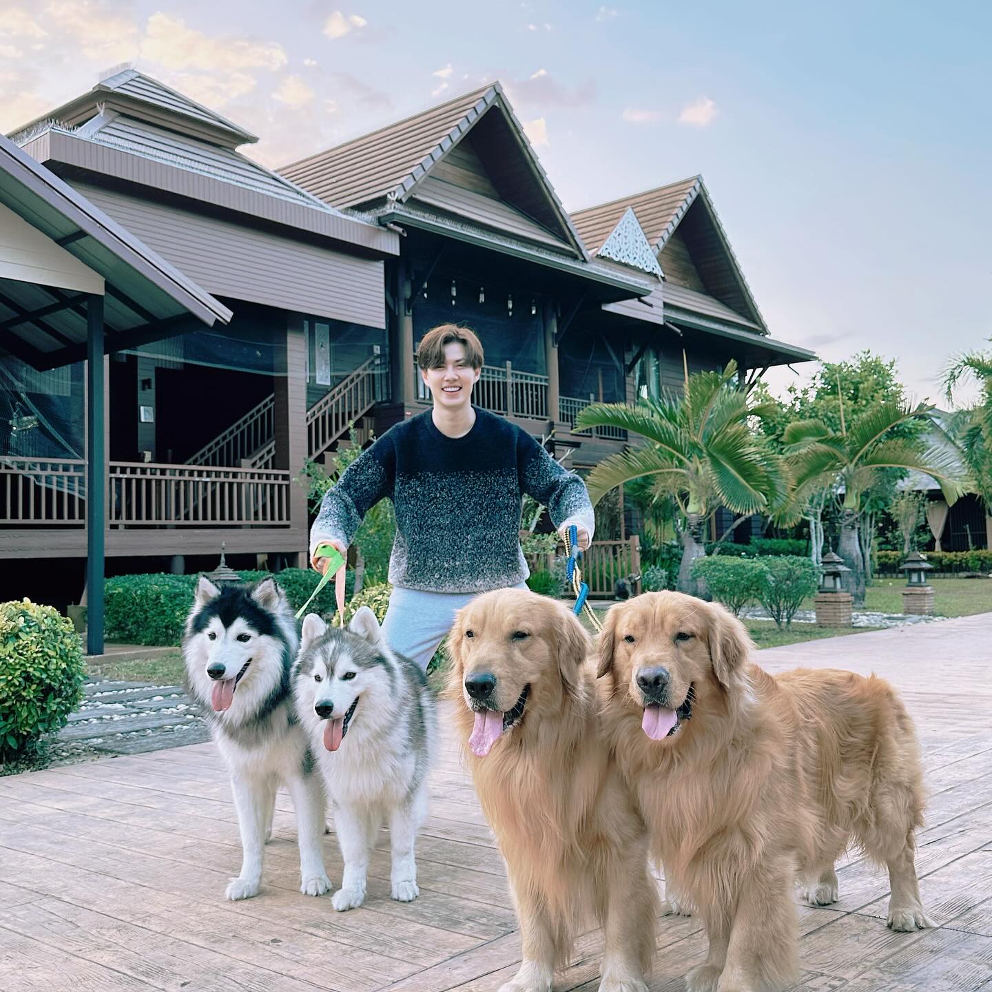 เบ้นซ์ - อัทธ์ธนิน ธนินภาณุวิวัฒน์