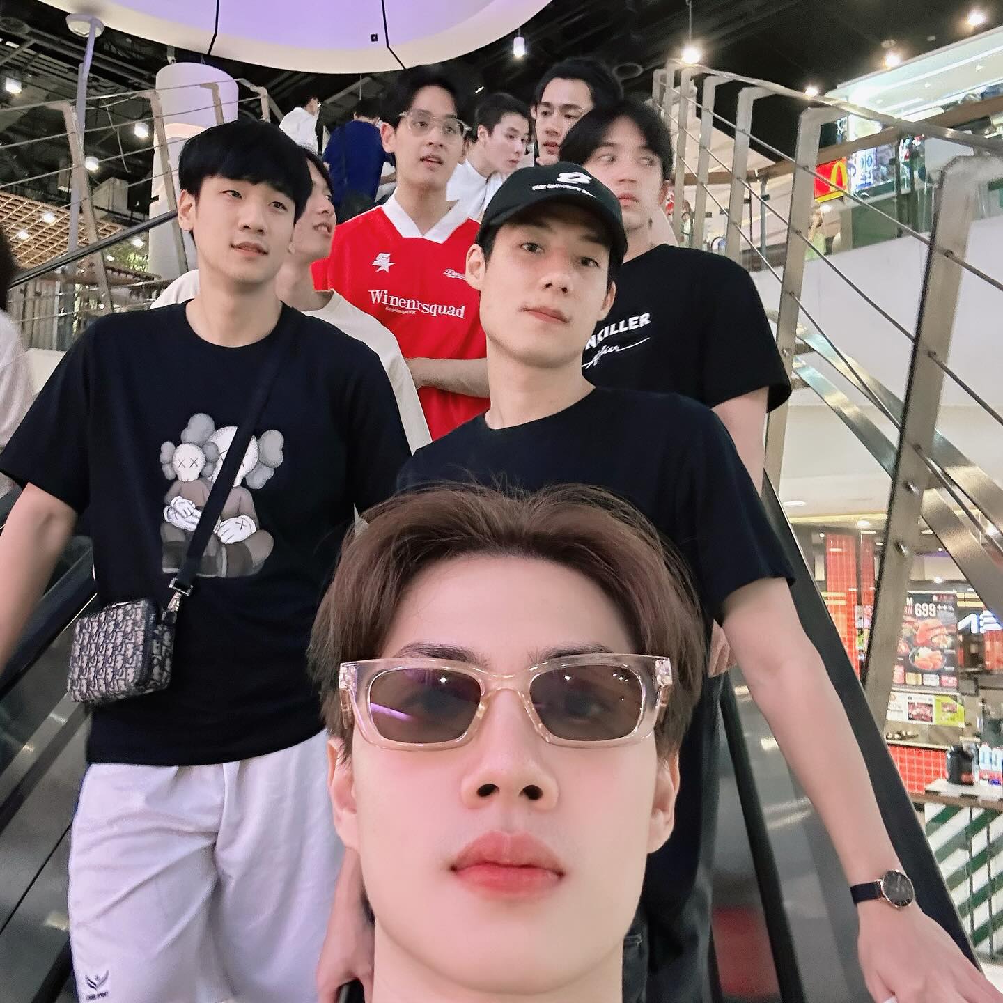 เบ้นซ์ - อัทธ์ธนิน ธนินภาณุวิวัฒน์