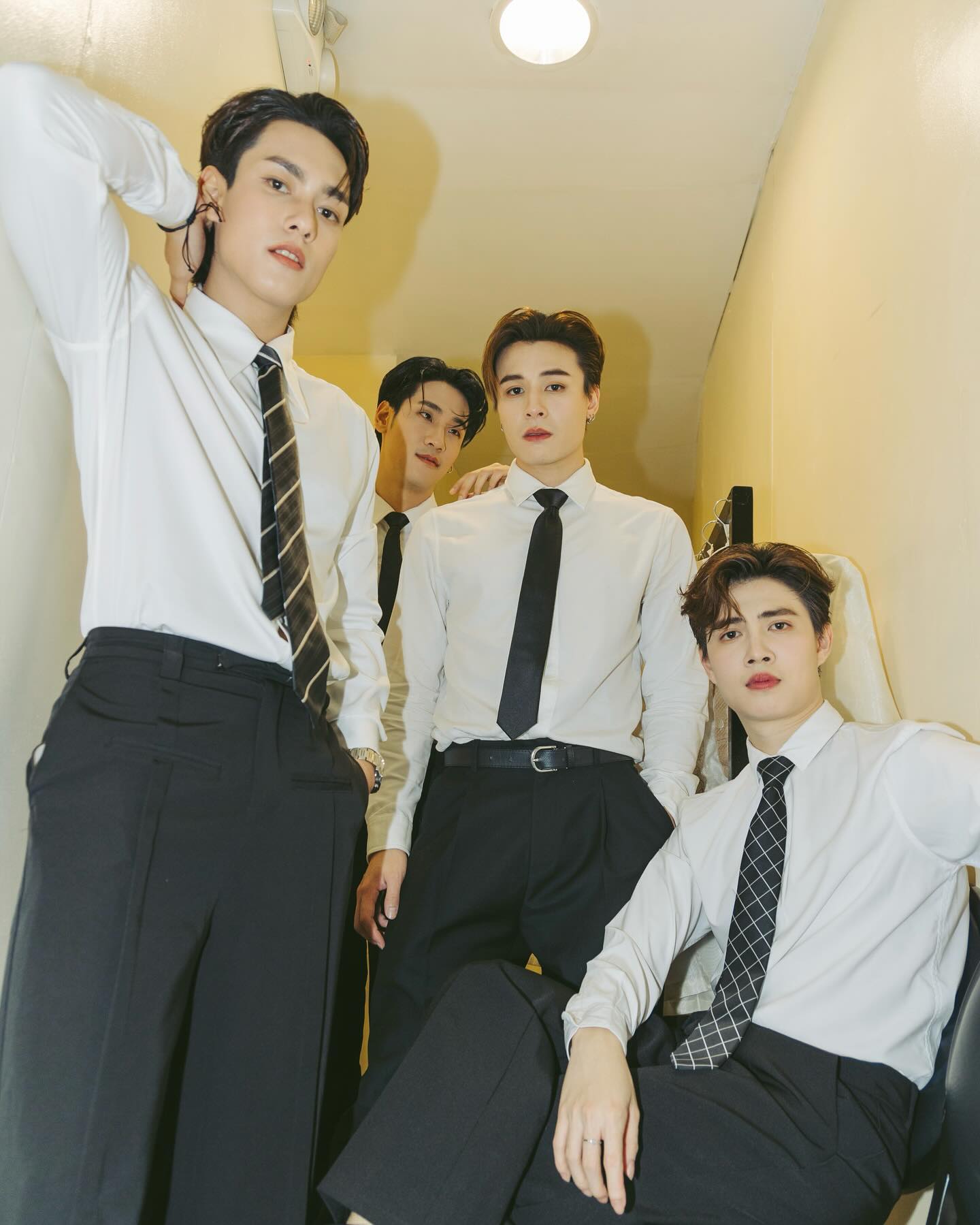 เบ้นซ์ - อัทธ์ธนิน ธนินภาณุวิวัฒน์