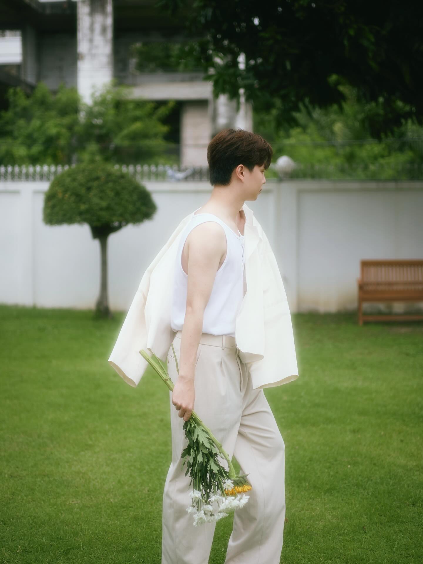 เบ้นซ์ - อัทธ์ธนิน ธนินภาณุวิวัฒน์