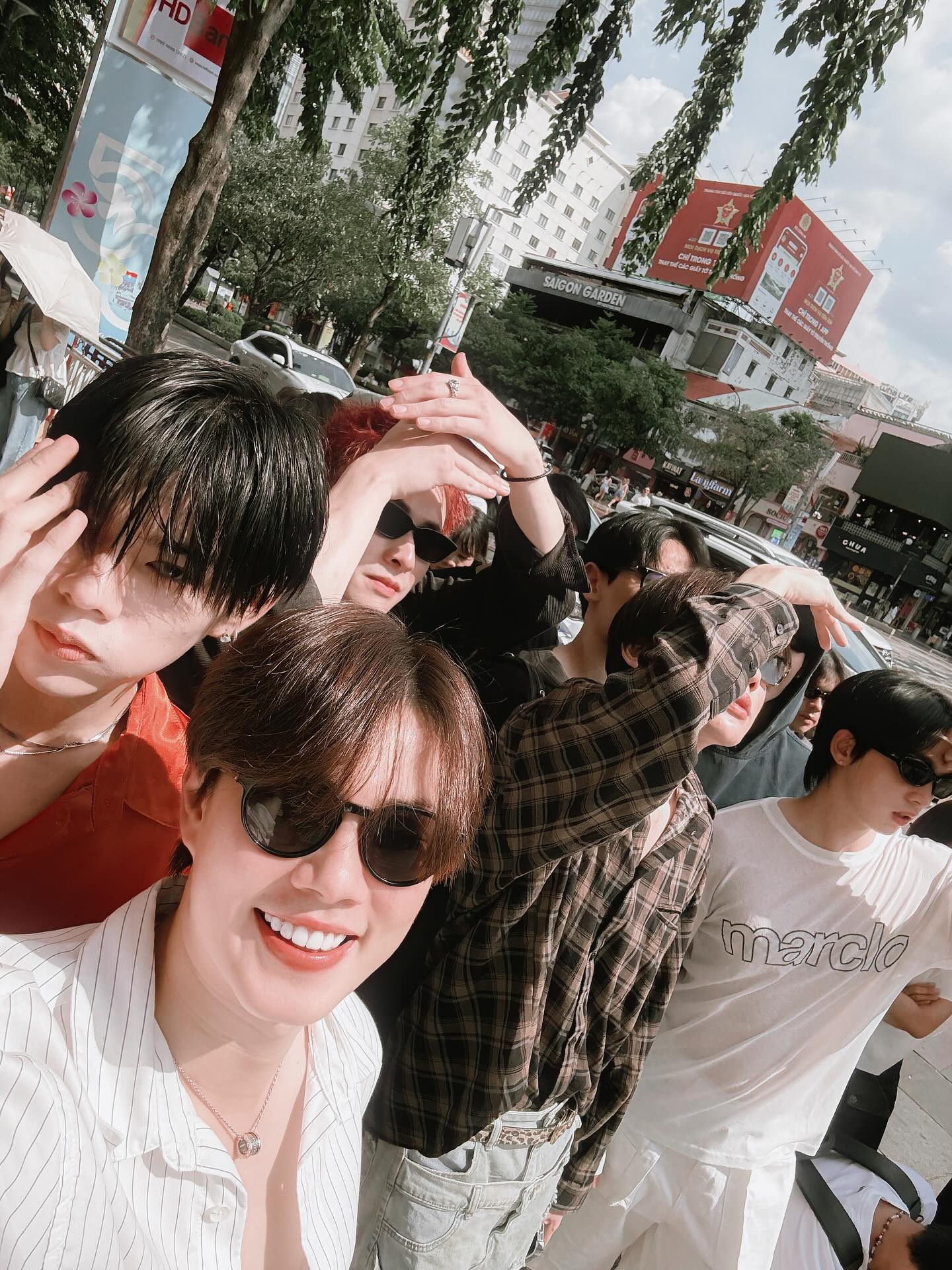 เบ้นซ์ - อัทธ์ธนิน ธนินภาณุวิวัฒน์