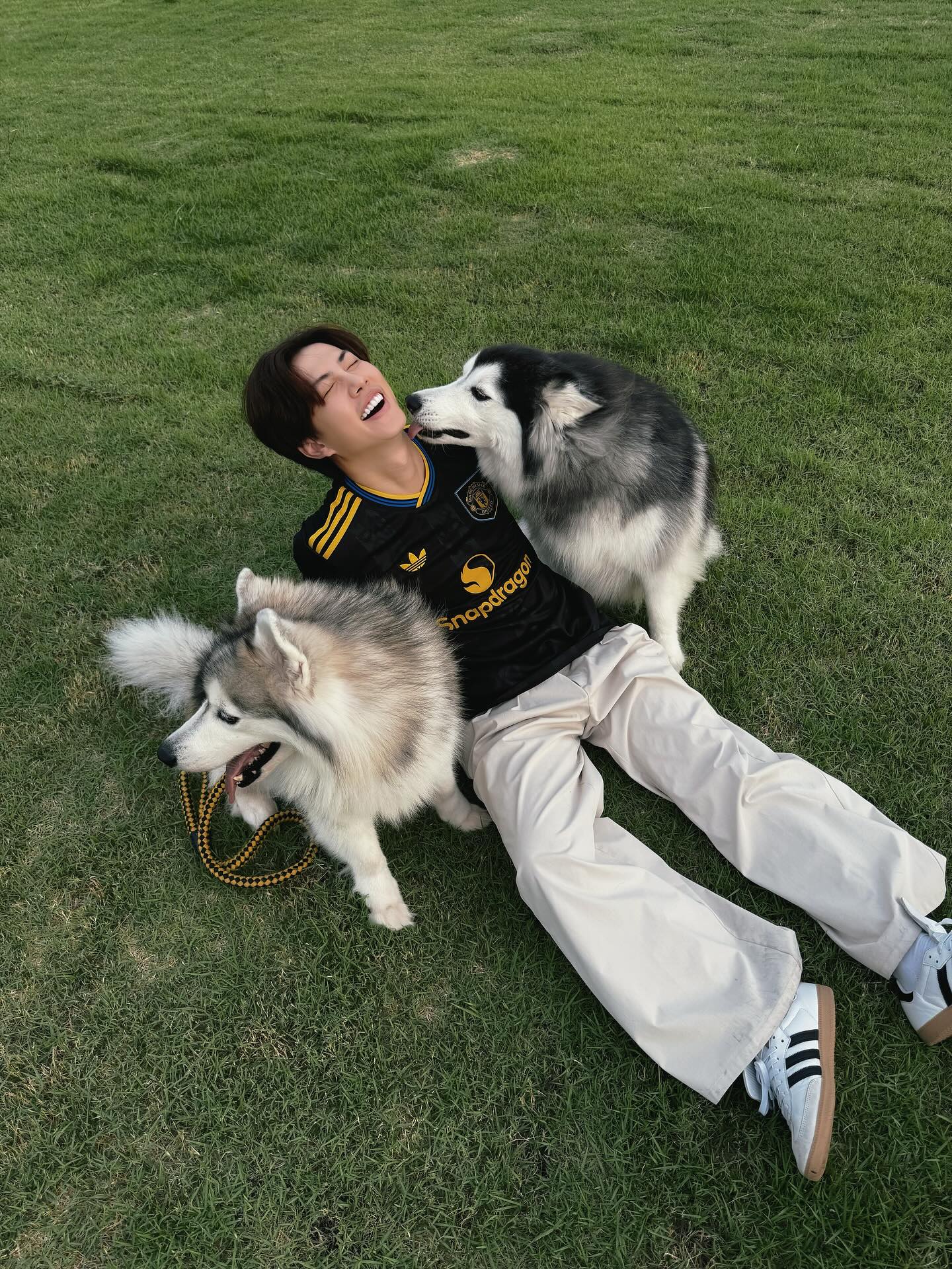 เบ้นซ์ - อัทธ์ธนิน ธนินภาณุวิวัฒน์