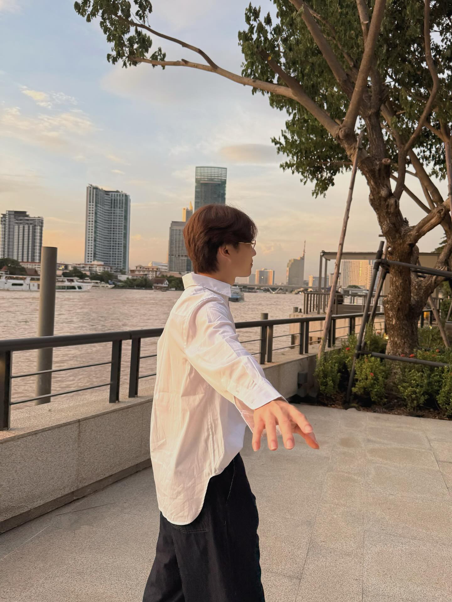 เบ้นซ์ - อัทธ์ธนิน ธนินภาณุวิวัฒน์