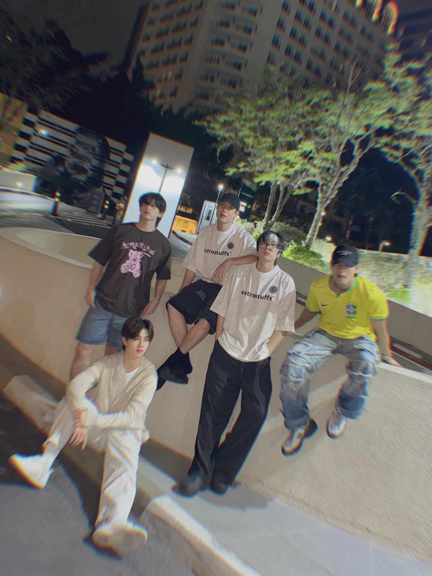 เบ้นซ์ - อัทธ์ธนิน ธนินภาณุวิวัฒน์