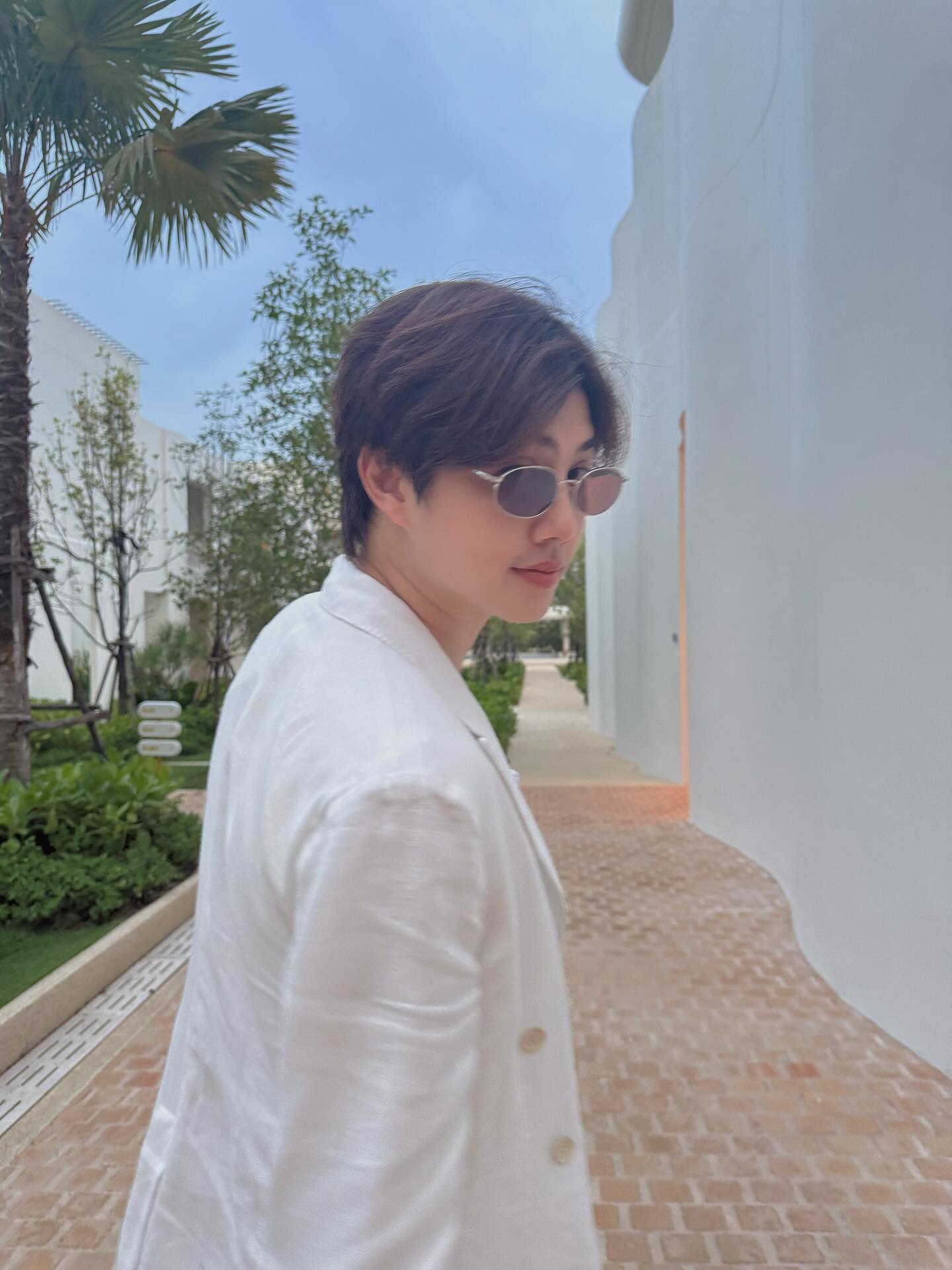 เบ้นซ์ - อัทธ์ธนิน ธนินภาณุวิวัฒน์