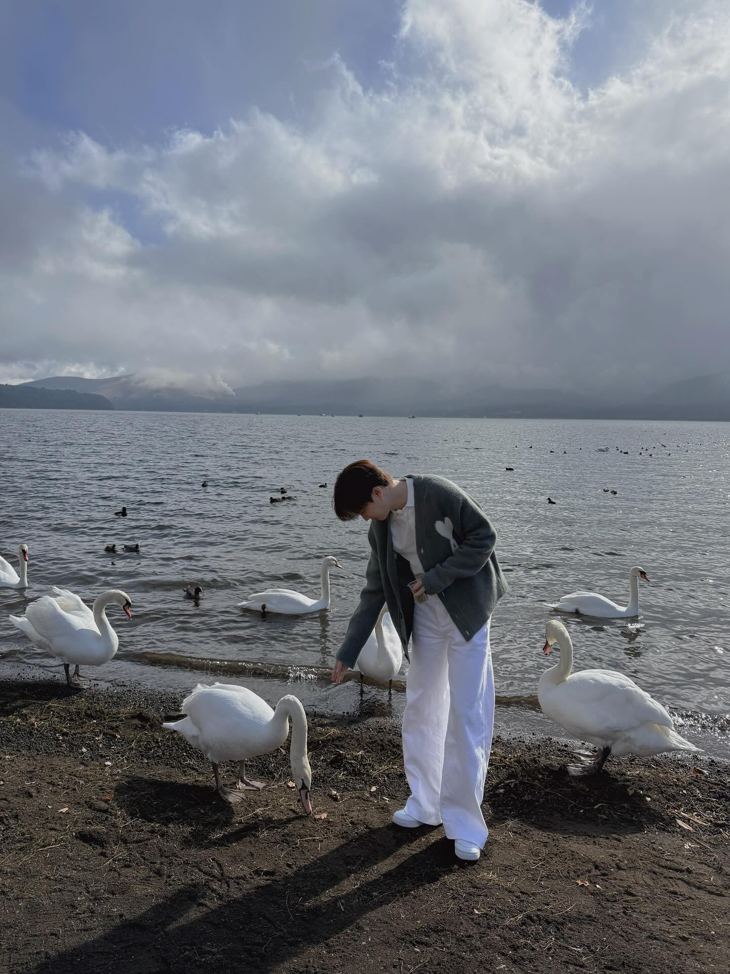 เบ้นซ์ - อัทธ์ธนิน ธนินภาณุวิวัฒน์