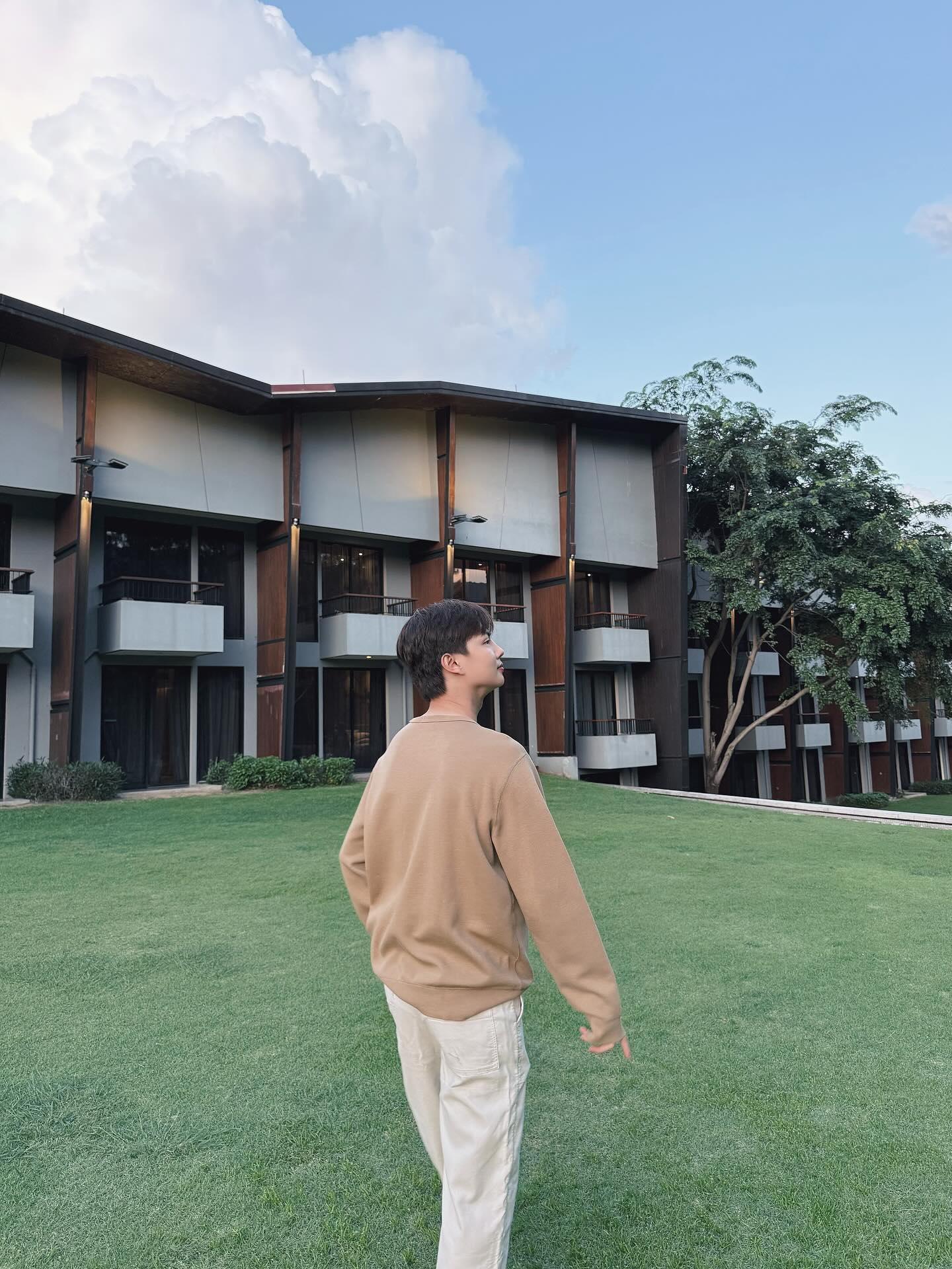 เบ้นซ์ - อัทธ์ธนิน ธนินภาณุวิวัฒน์