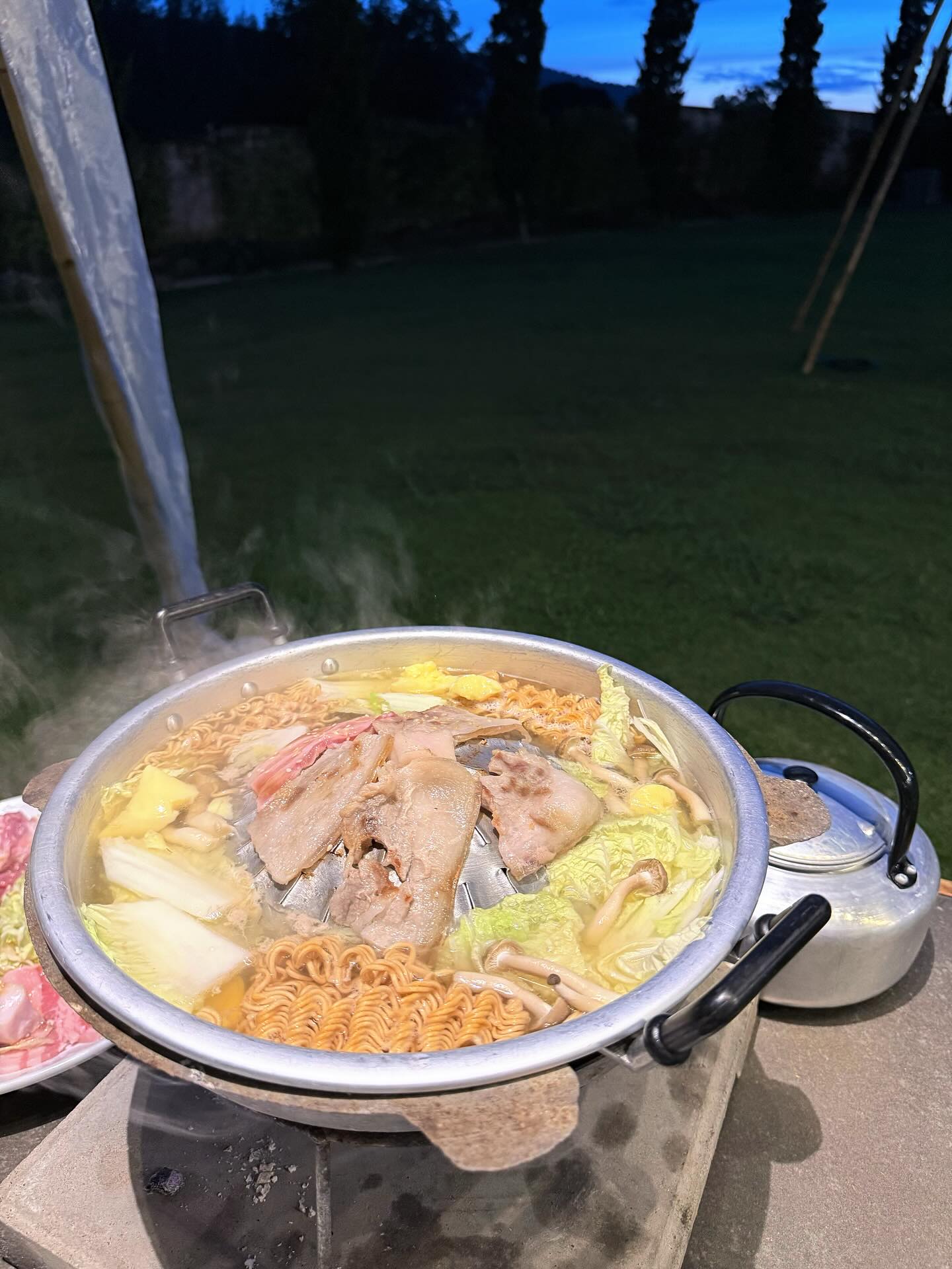 เบ้นซ์ - อัทธ์ธนิน ธนินภาณุวิวัฒน์