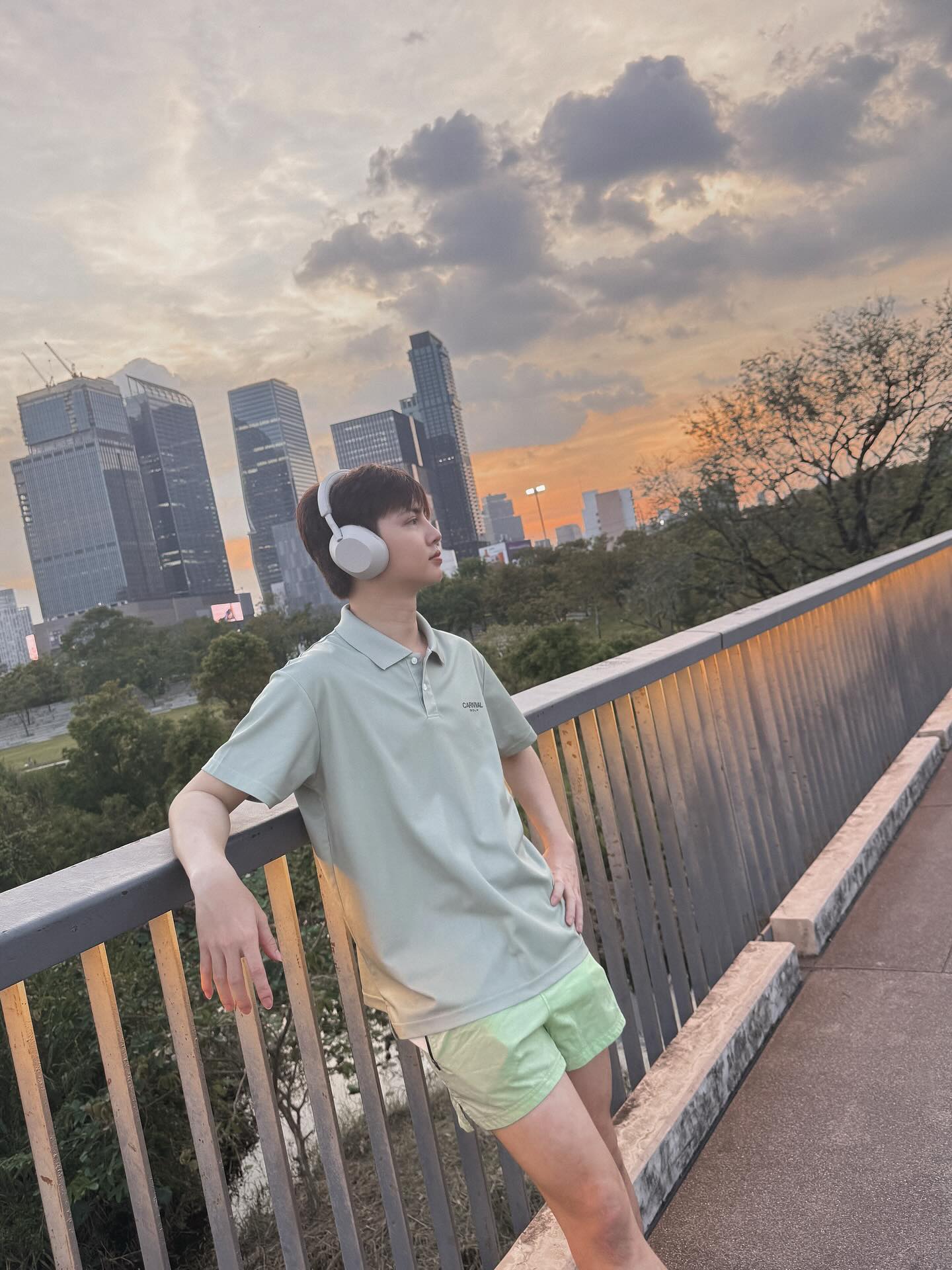 เบ้นซ์ - อัทธ์ธนิน ธนินภาณุวิวัฒน์