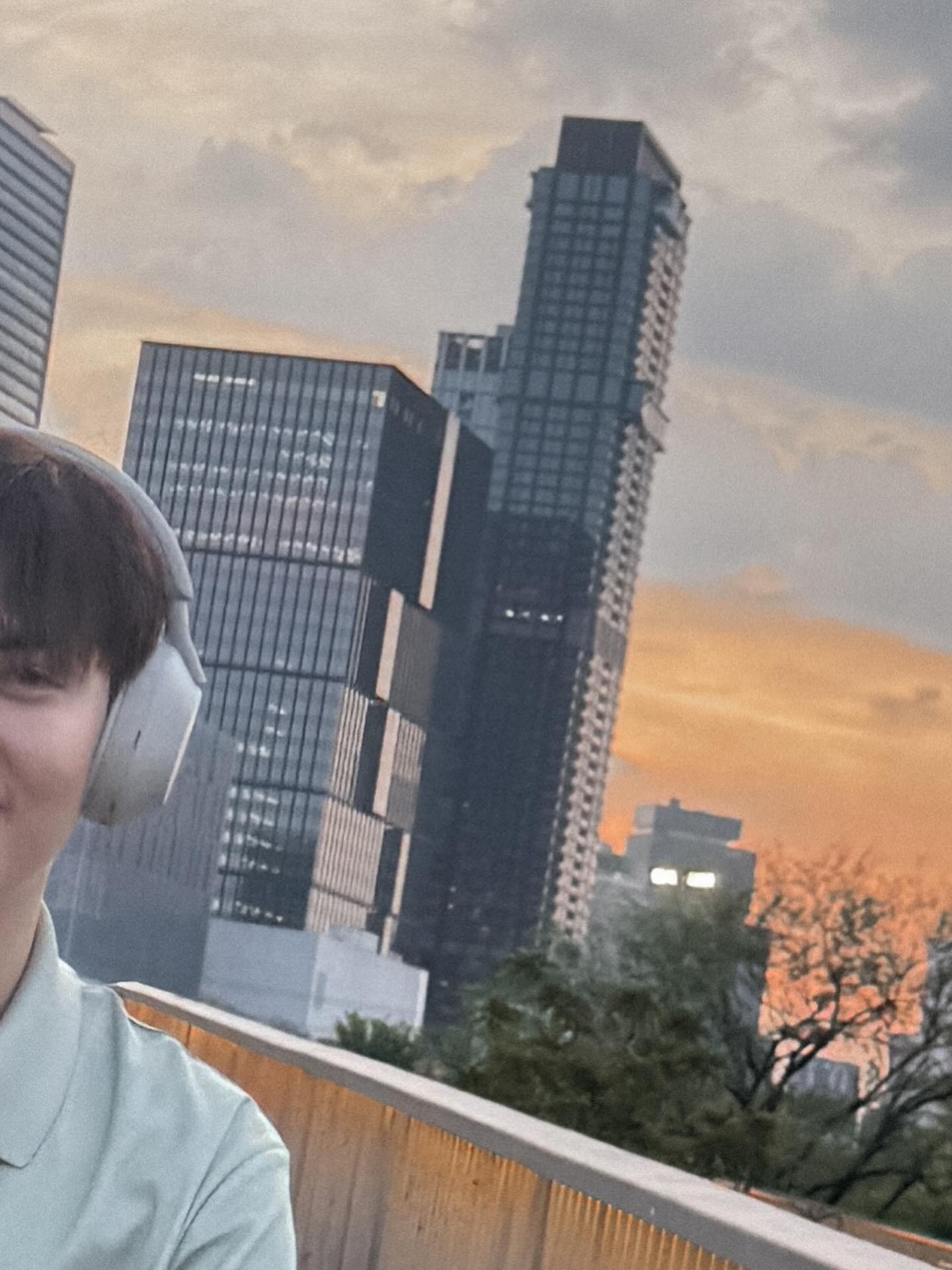 เบ้นซ์ - อัทธ์ธนิน ธนินภาณุวิวัฒน์